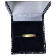 22ct yellow gold plain pattern 3mm wedding ring
