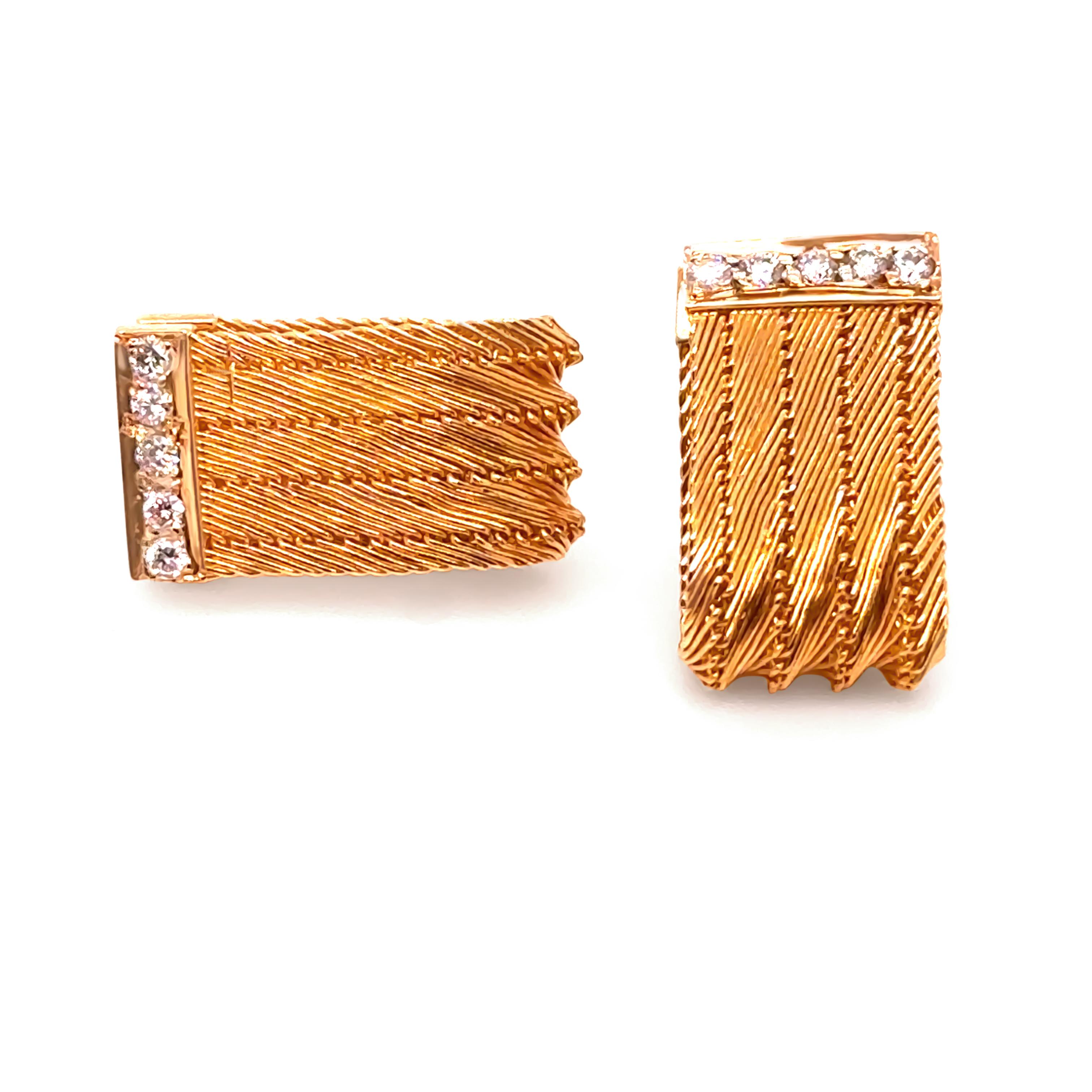 Taille ronde Boucles d'oreilles en or jaune 22ct avec diamants turcs en vente
