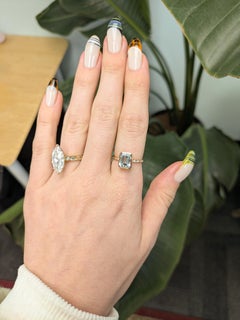 2.2cts Aquamarine Ring with Natural Diamonds Accents: Solid 14k Gold, 9x7mm