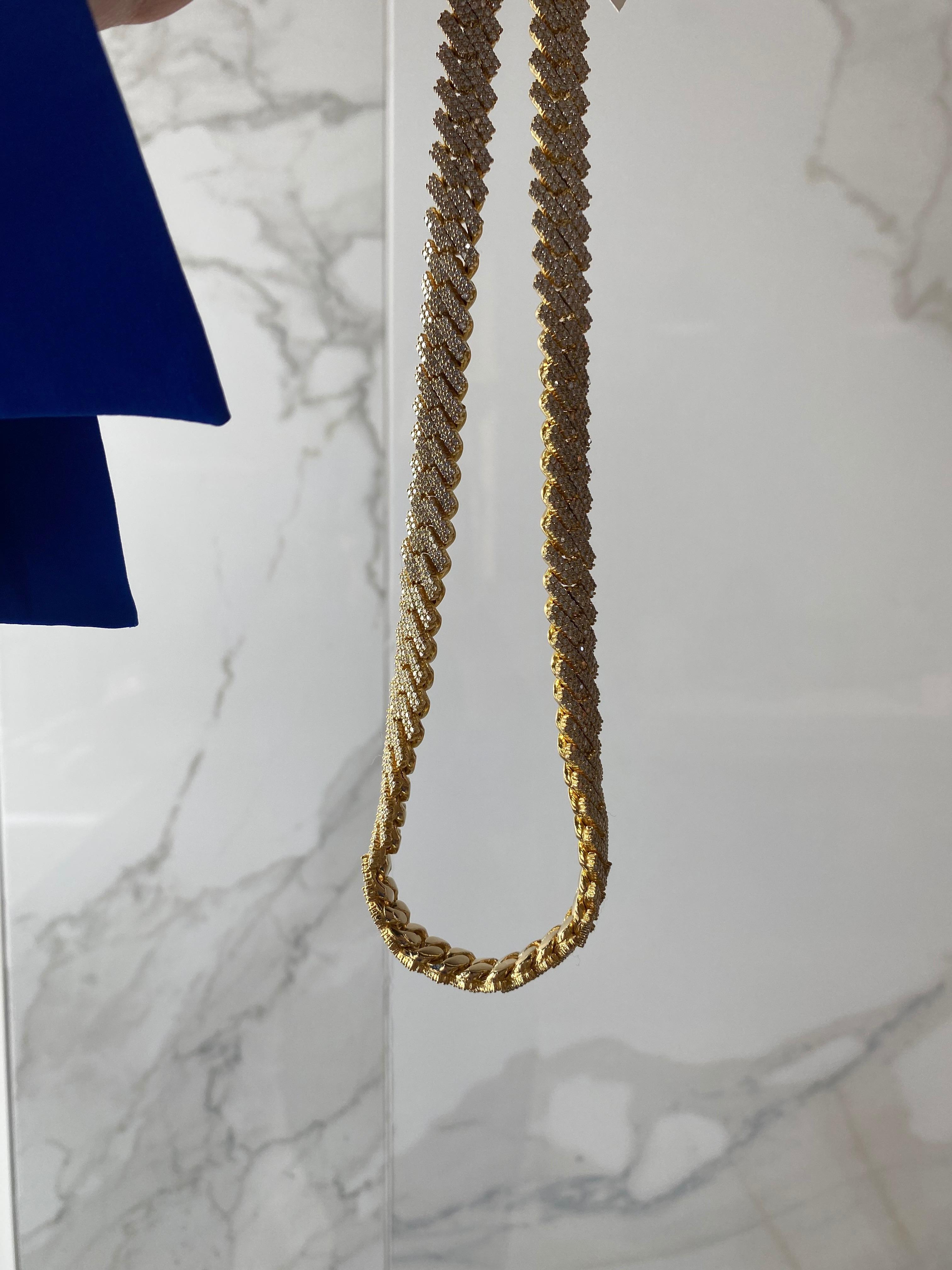 22ctw Round Brilliant Diamond 14kt Yellow Gold Cuban Link Chain In Excellent Condition For Sale In Houston, TX