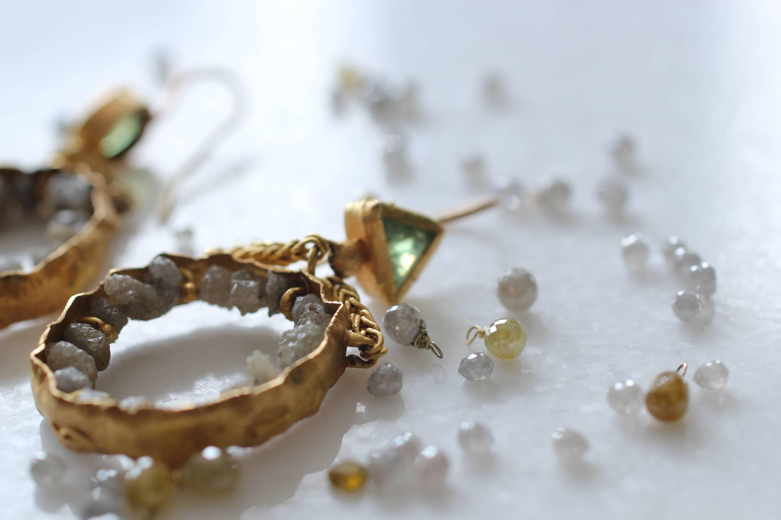 Raw Diamonds Demantoid Garnets 22 Karat 21K Gold Dangle Chandelier Earrings For Sale 3