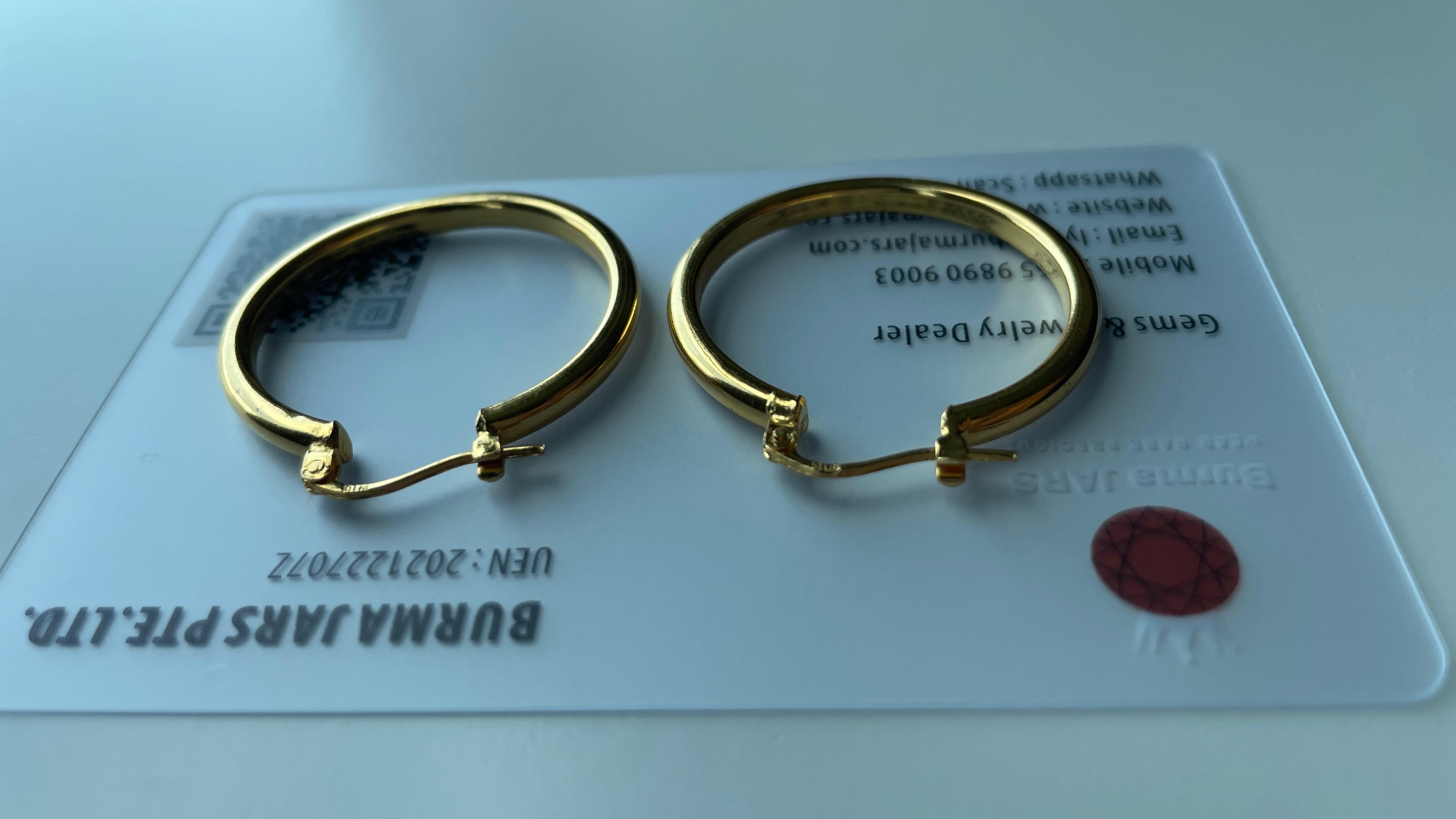 Orecchino a cerchio in oro 22k 916 - cerchio grande (misura 30 mm/3cm)- 5,36 g In condizioni Nuovo in vendita a Singapore, SG
