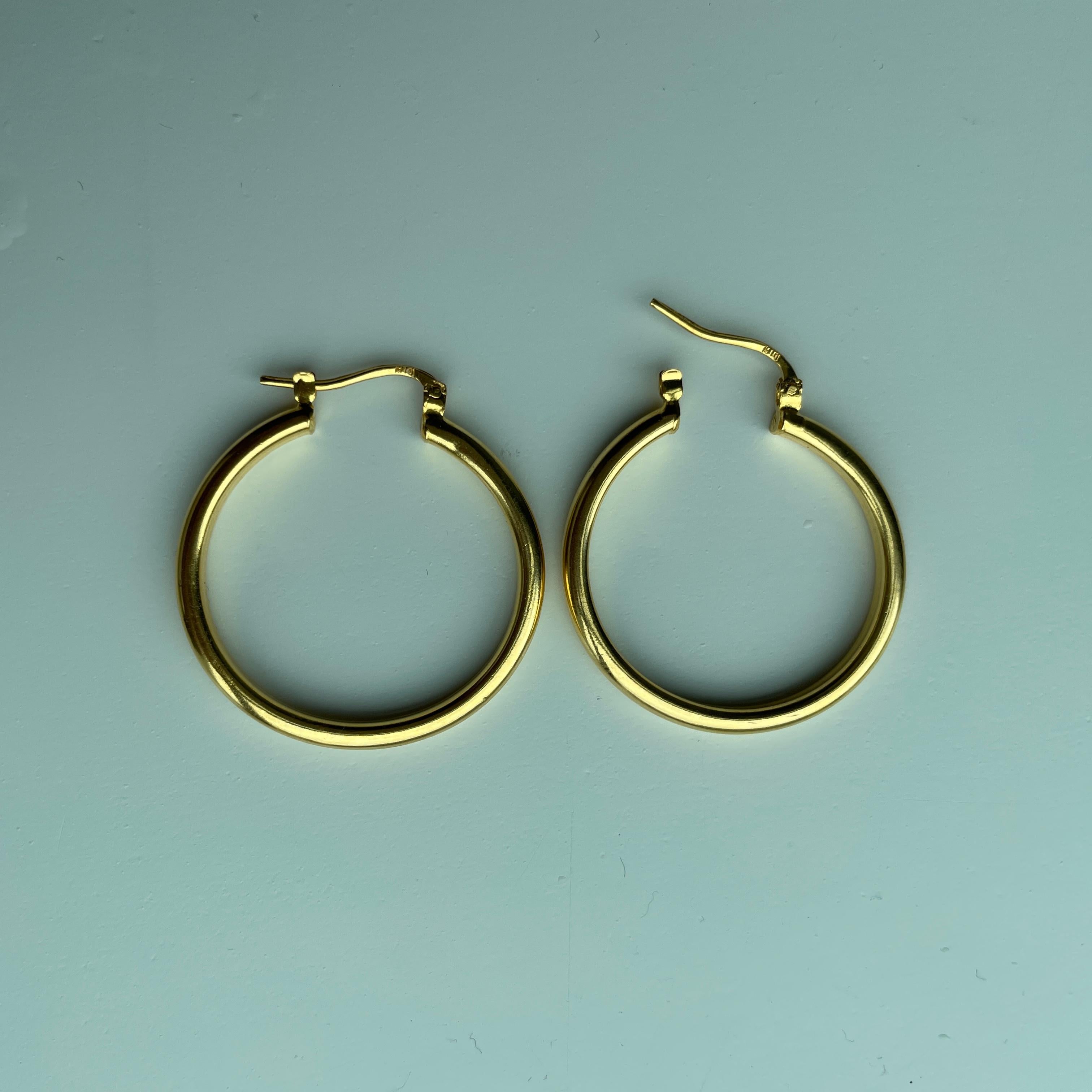 Orecchino a cerchio in oro 22k 916 - cerchio grande (misura 30 mm/3cm)- 5,36 g in vendita 2