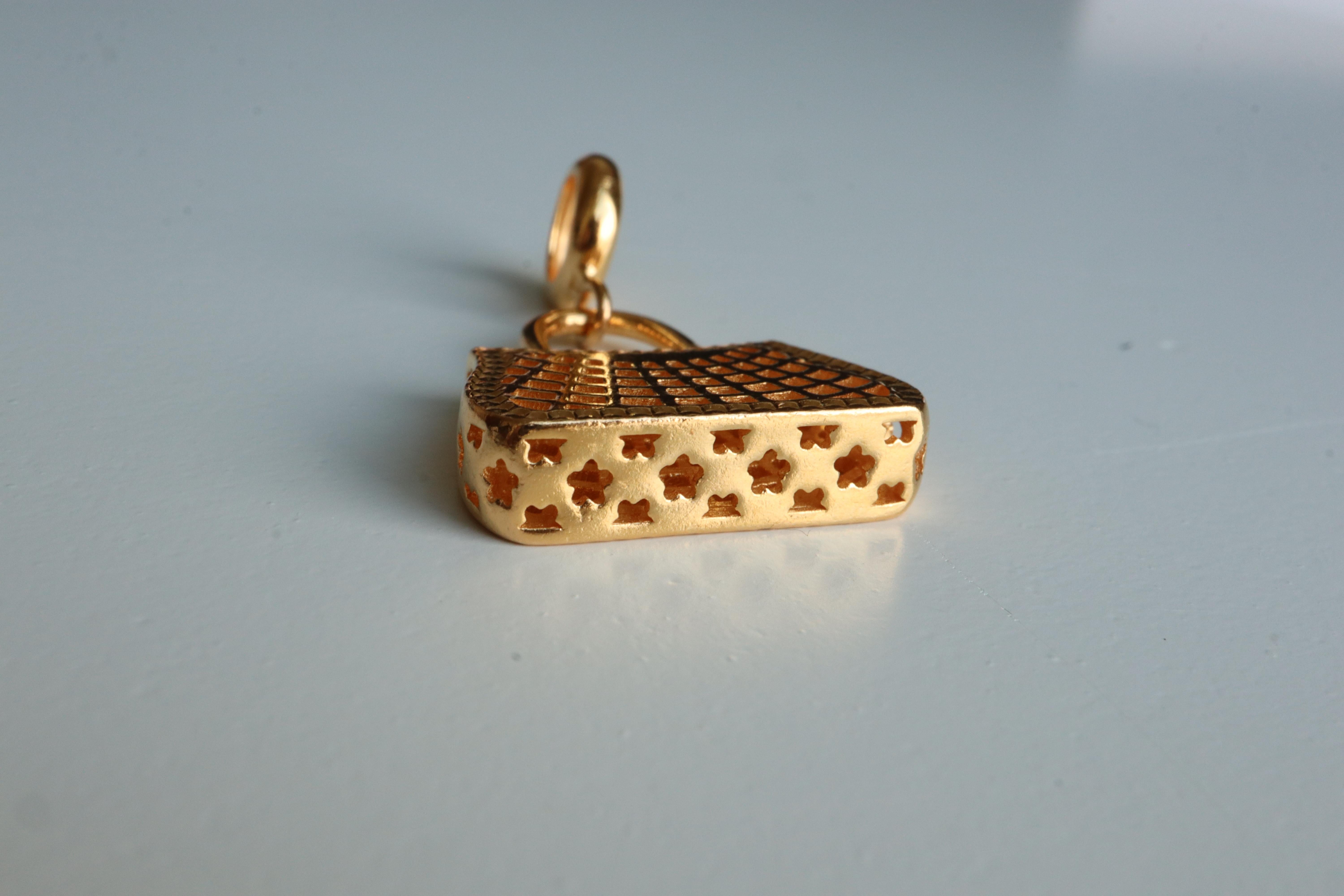 Art Deco 22k 916 gold pendant charm- Lucky Bag pure gold pendant/gold charm-3.12g For Sale