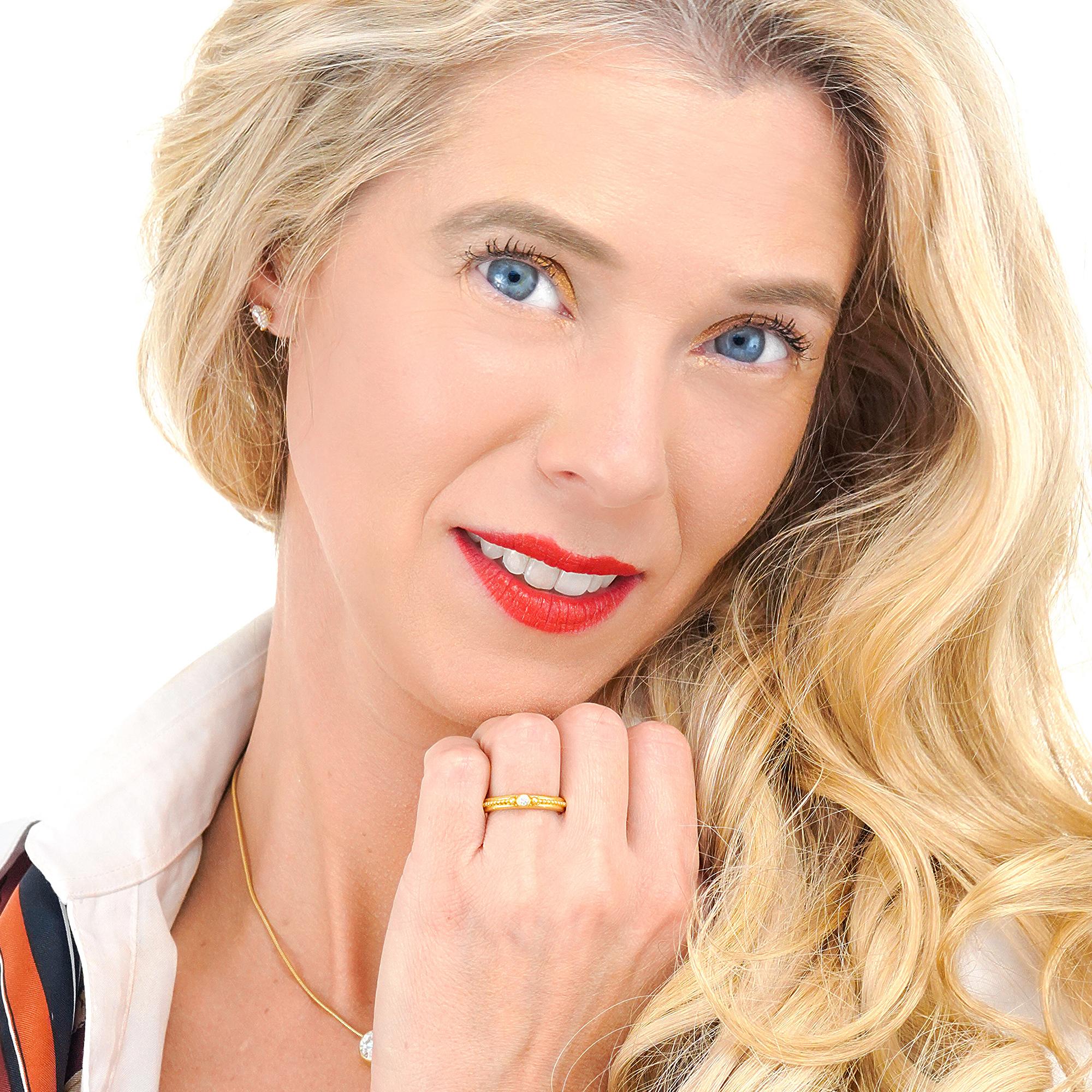 22k Diamond Ring - image 2