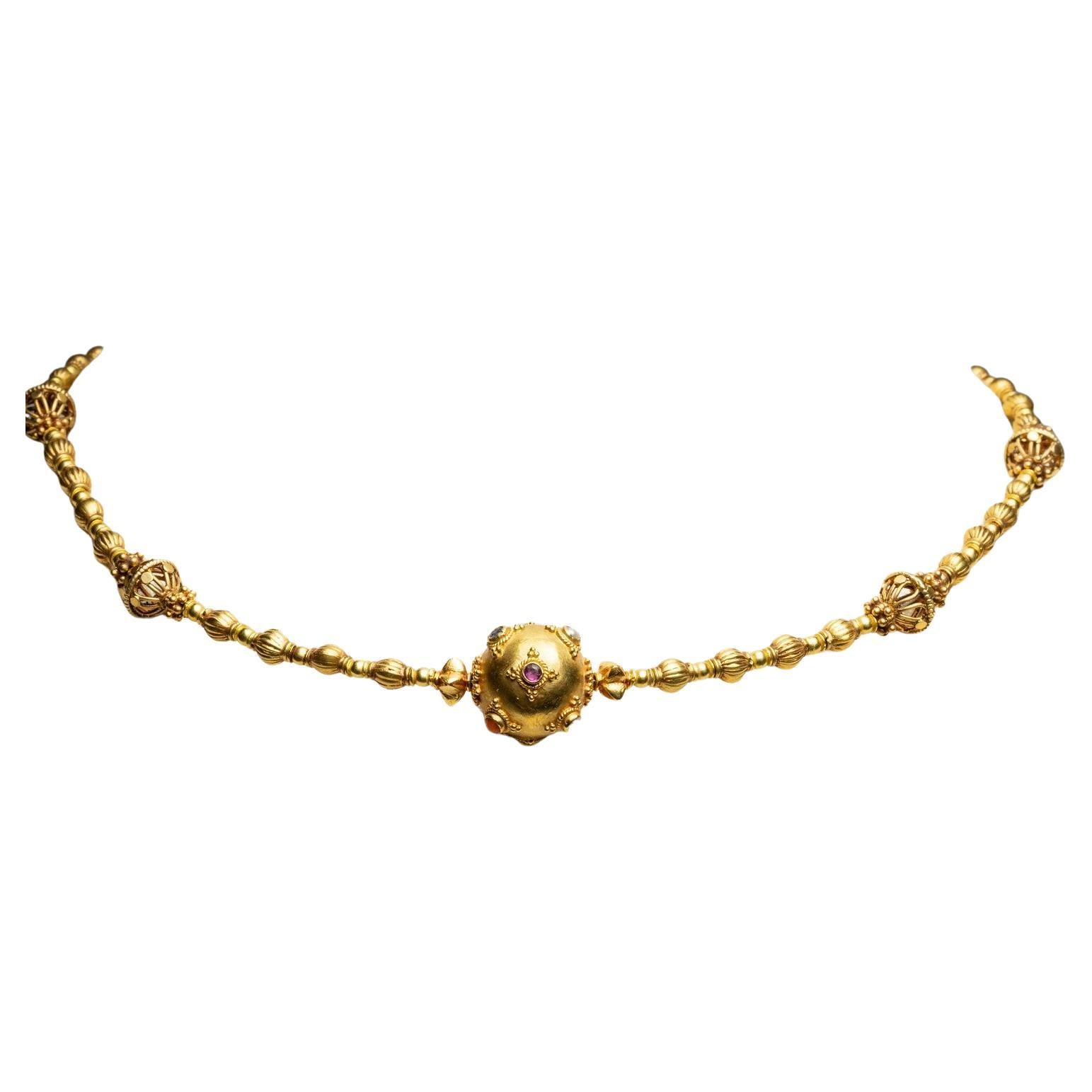 Collier de perles en or 22K avec centre Navratna, Inde