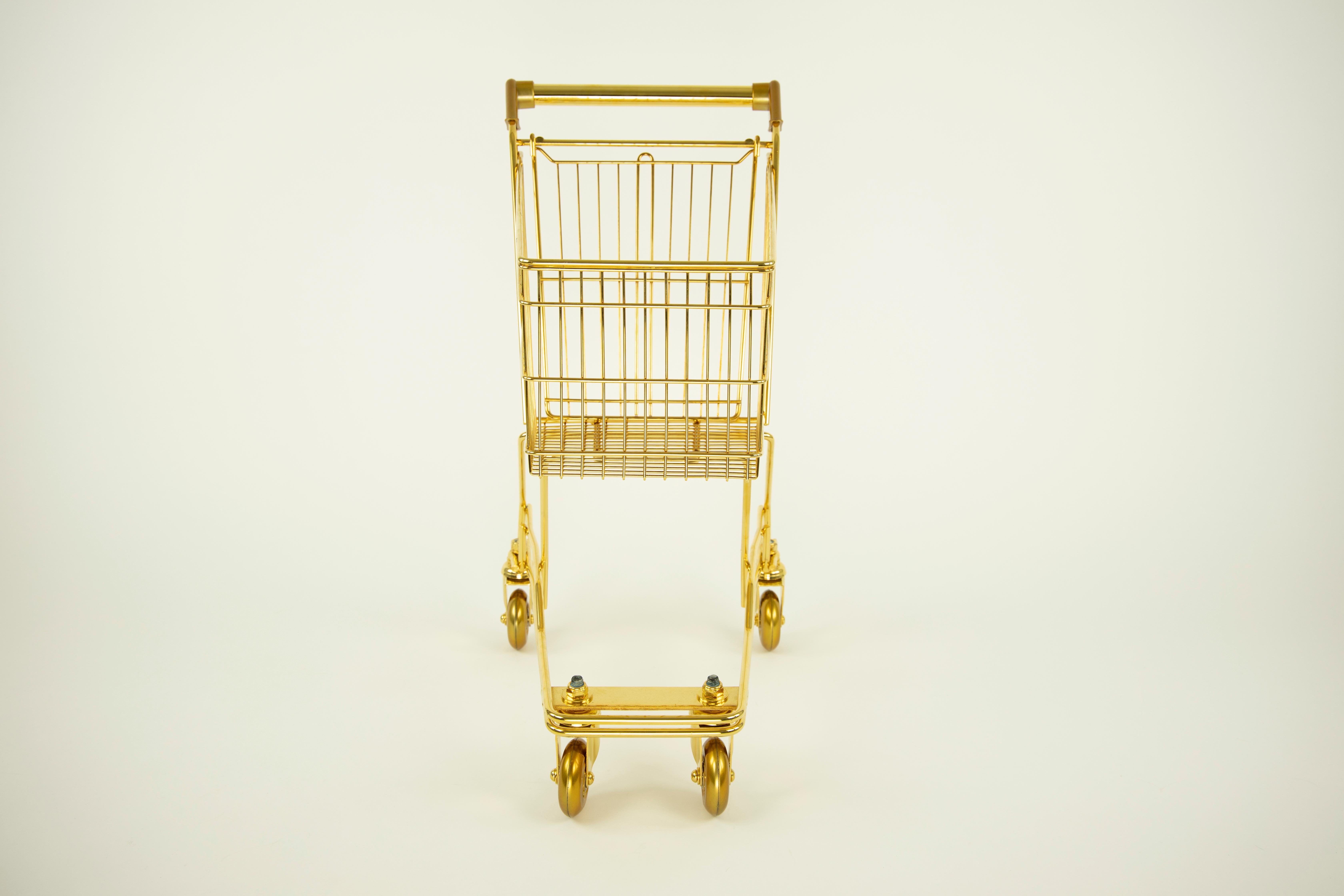 Postmoderno Carrello per bambini in edizione limitata 22K in oro, acciaio e bronzo di Christopher Kreiling in vendita