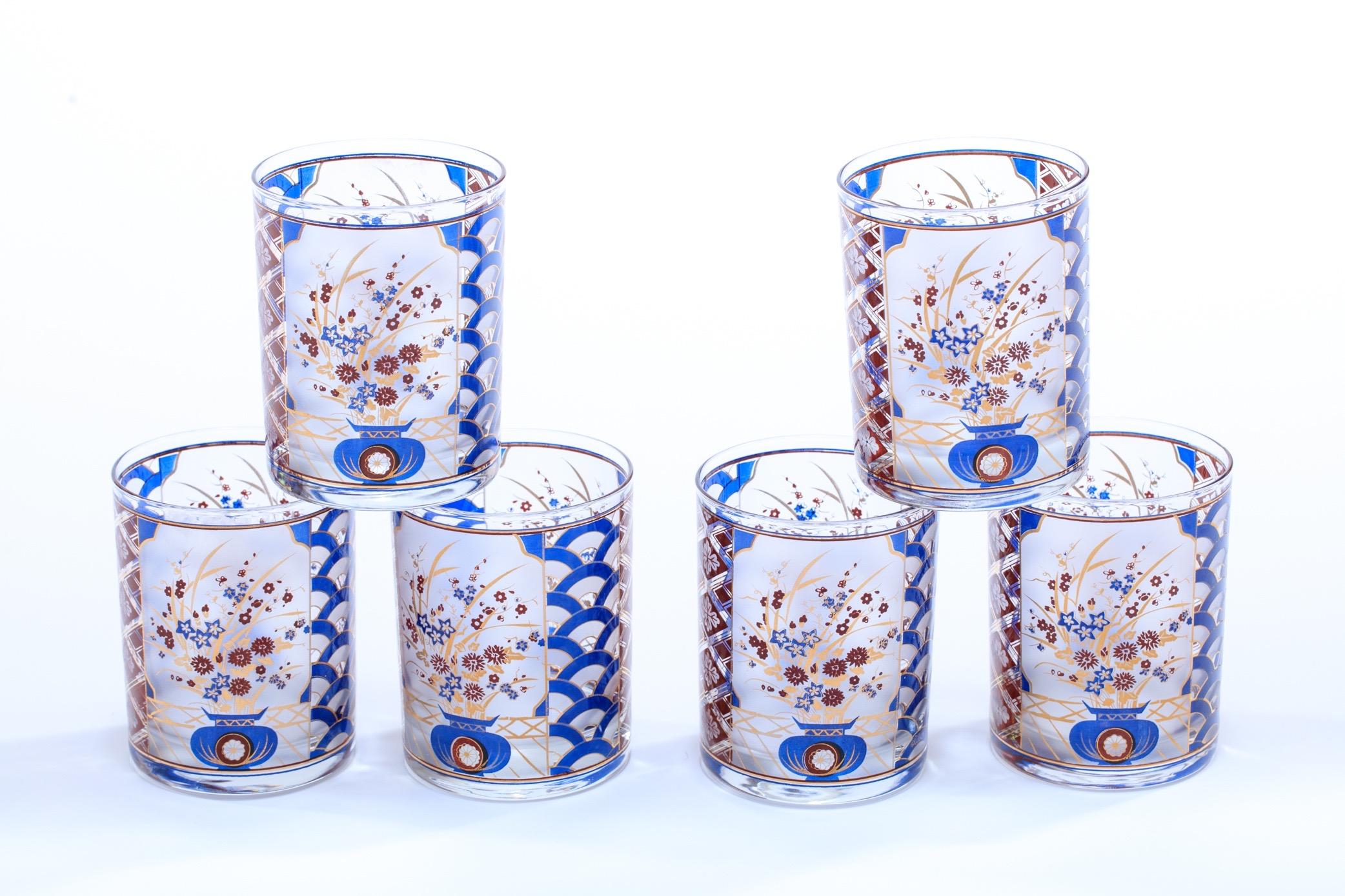 22-Karat Gold Chinoiserie Themed Rocks Glasses, circa 1960s 2