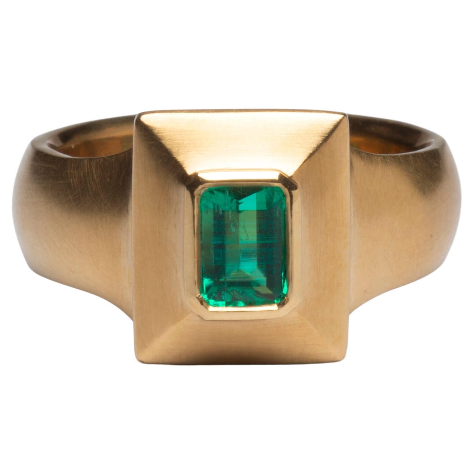 22k Gold Colombian Emerald Ring