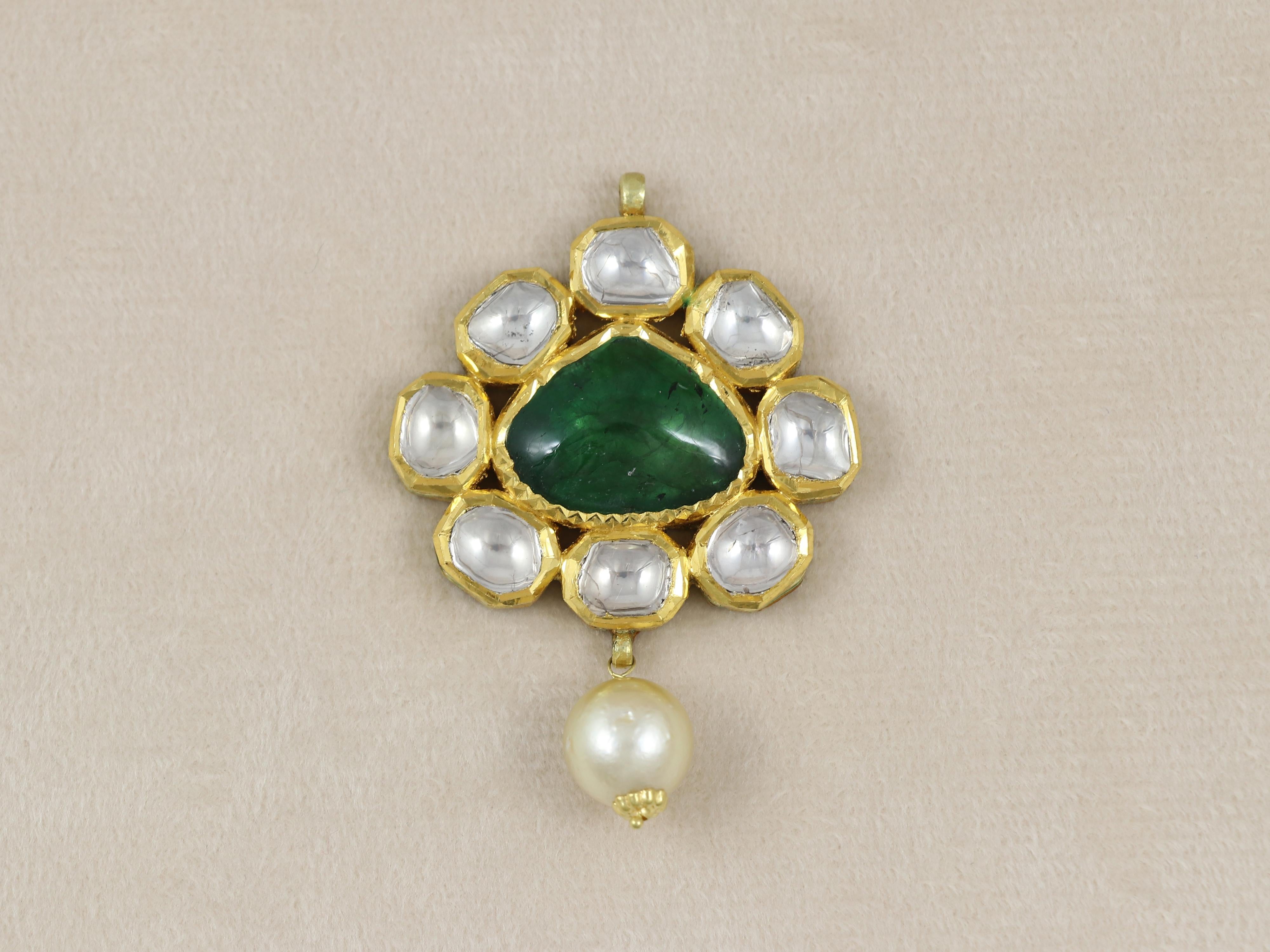 Women's or Men's 22K gold emerald and diamond pendant with pearl, antique indian small pendant For Sale