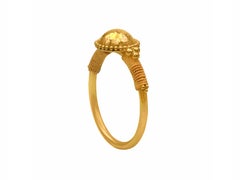 22k Gold Era's Filigree Hammered Ring
