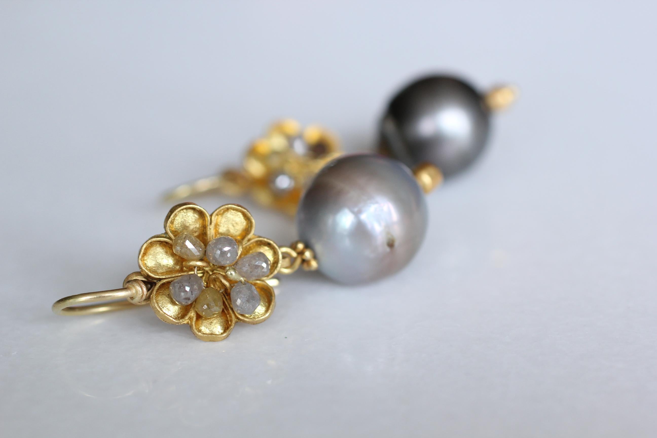 22K Gold Gray Tahitian Pearls Diamond Contemporary Drop Dangle Earrings 1