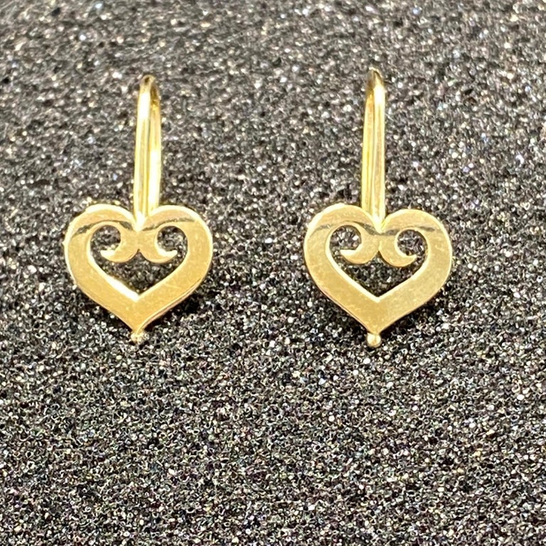Women's 18K Gold Heart Motif Earrings by Romae Jewelry - Inspired by Ancient Designs For Sale