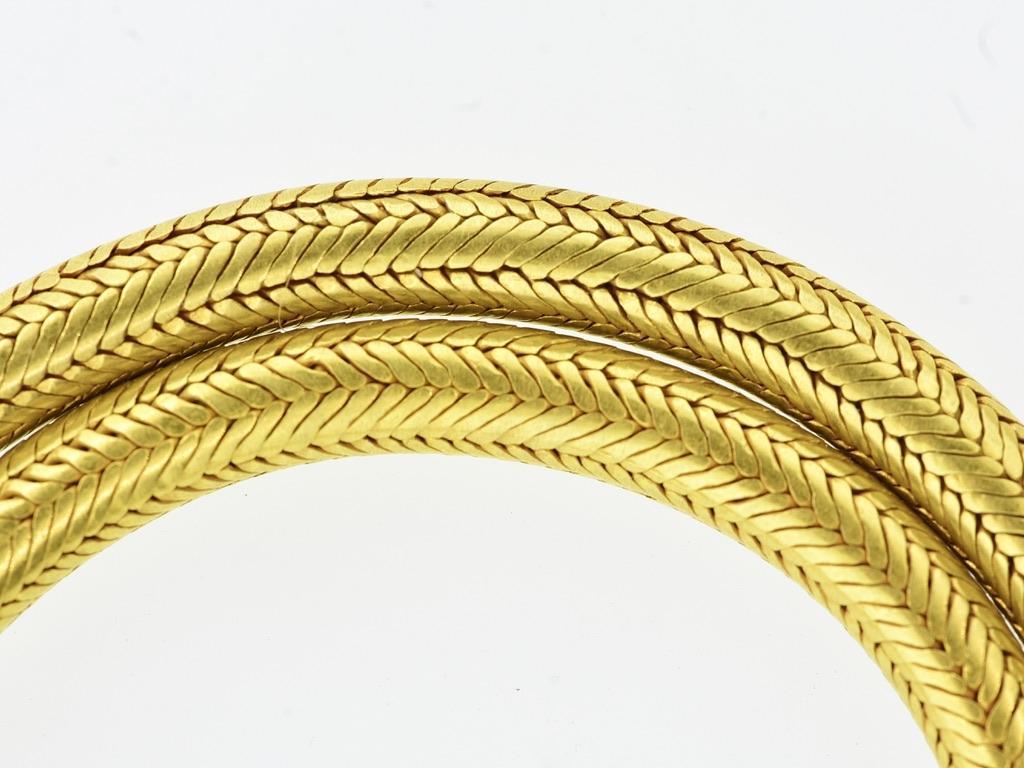 Oro 22K Pesante e sostanzioso lungo 21 pollici  Catena a maglie intrecciate Contemporary in vendita 2