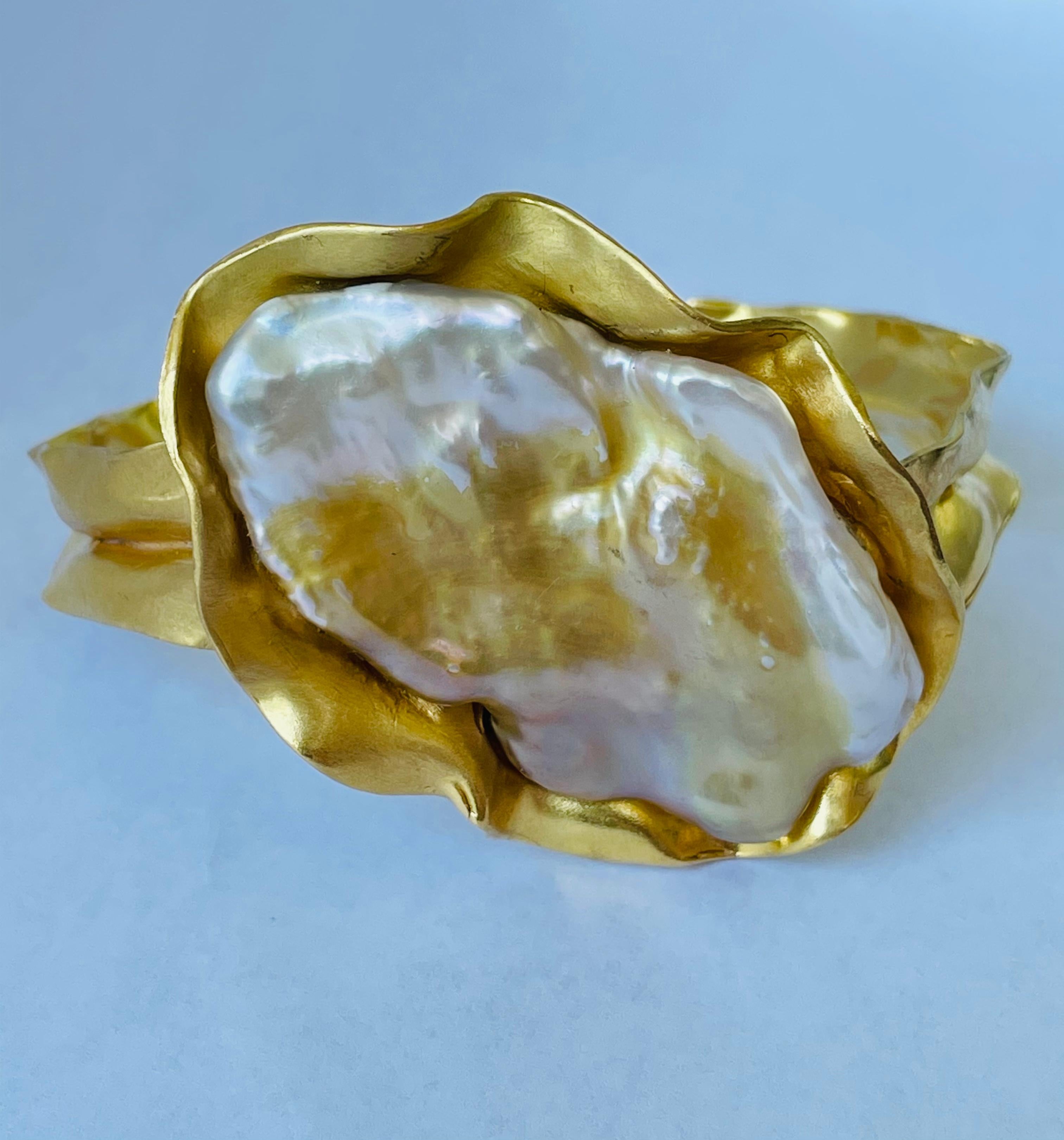 22k Gold Kashi Pearl Cuff 3