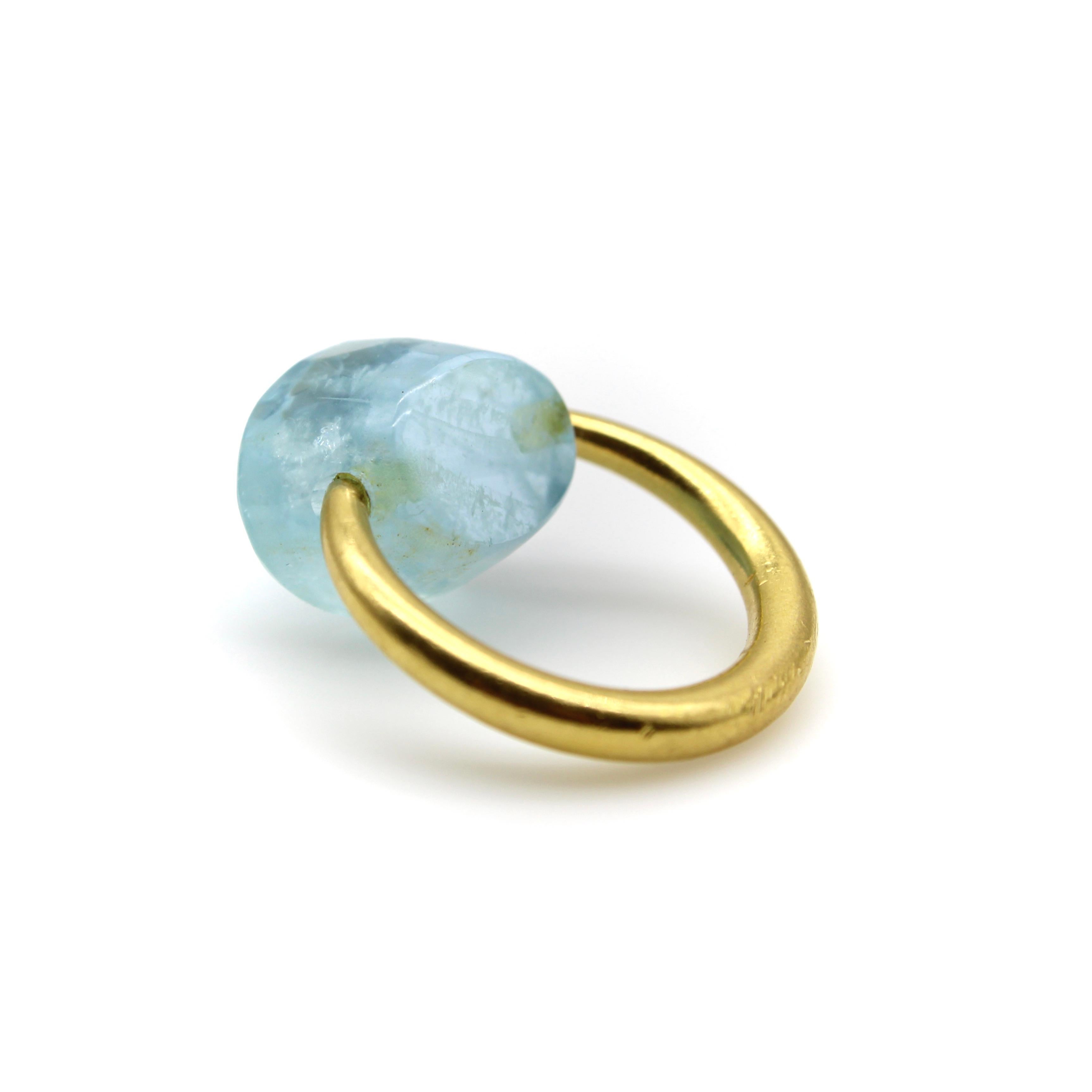 22K Gold Marie-Hélène de Taillac Milky Aquamarine Cabochon Ring For Sale 1