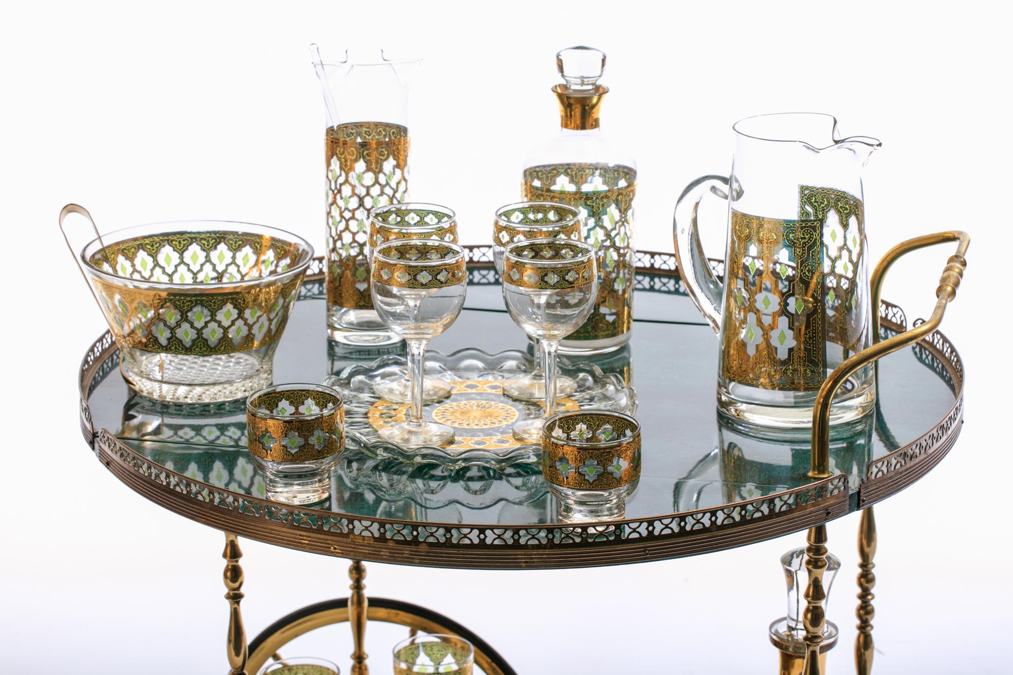 Américain Assiette Hors d'Oeuvres vintage en or 22 carats sur le thème marocain, vers 1965 en vente