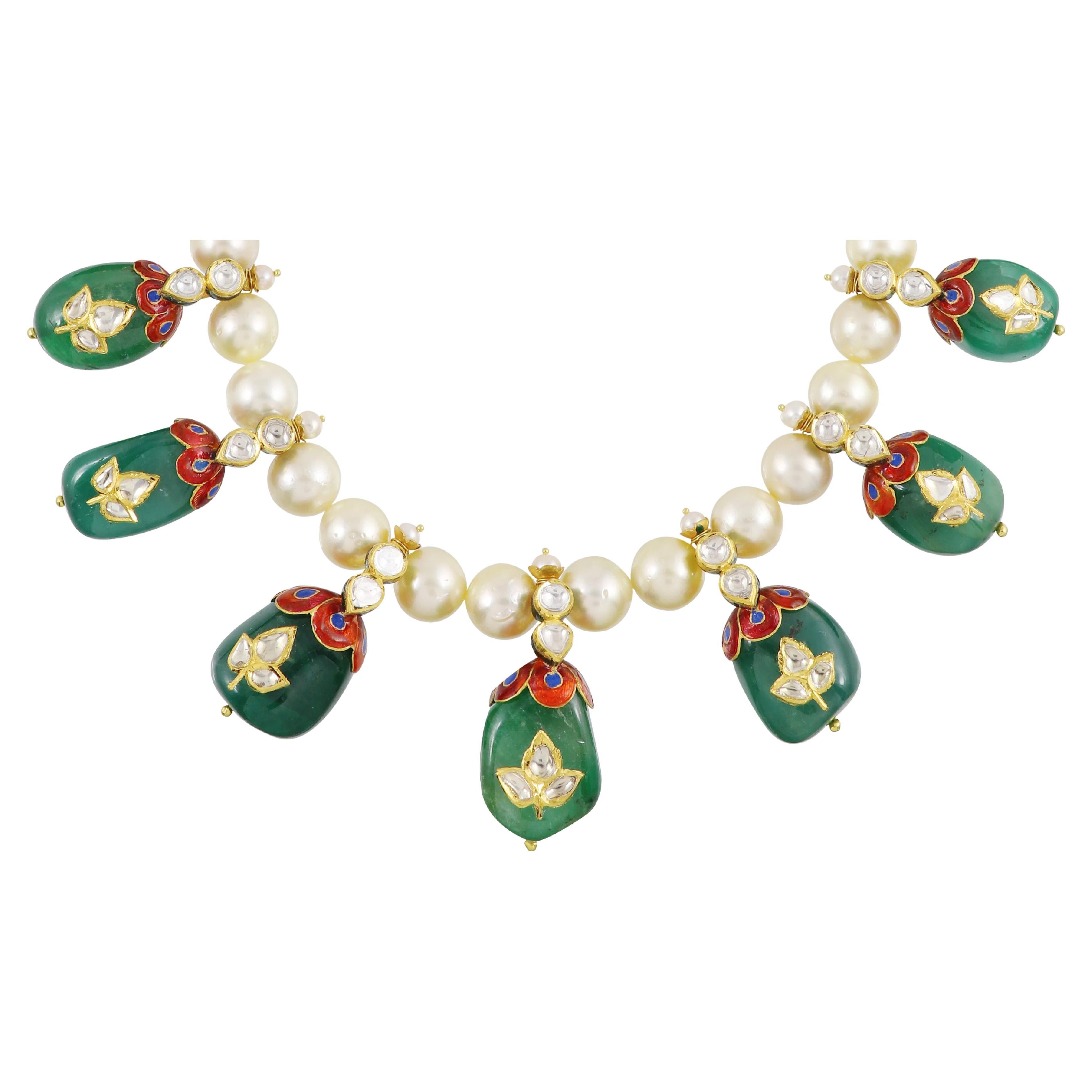22K Gold Mughal indischen Diamanten und Smaragd Tropfen gesetzt mit Südseeperle Capset