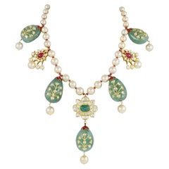 22 Karat Gold Mughal-inspirierte Smaragd-Halskette mit natürlichem Diamant-Polki, Rubin-Perle