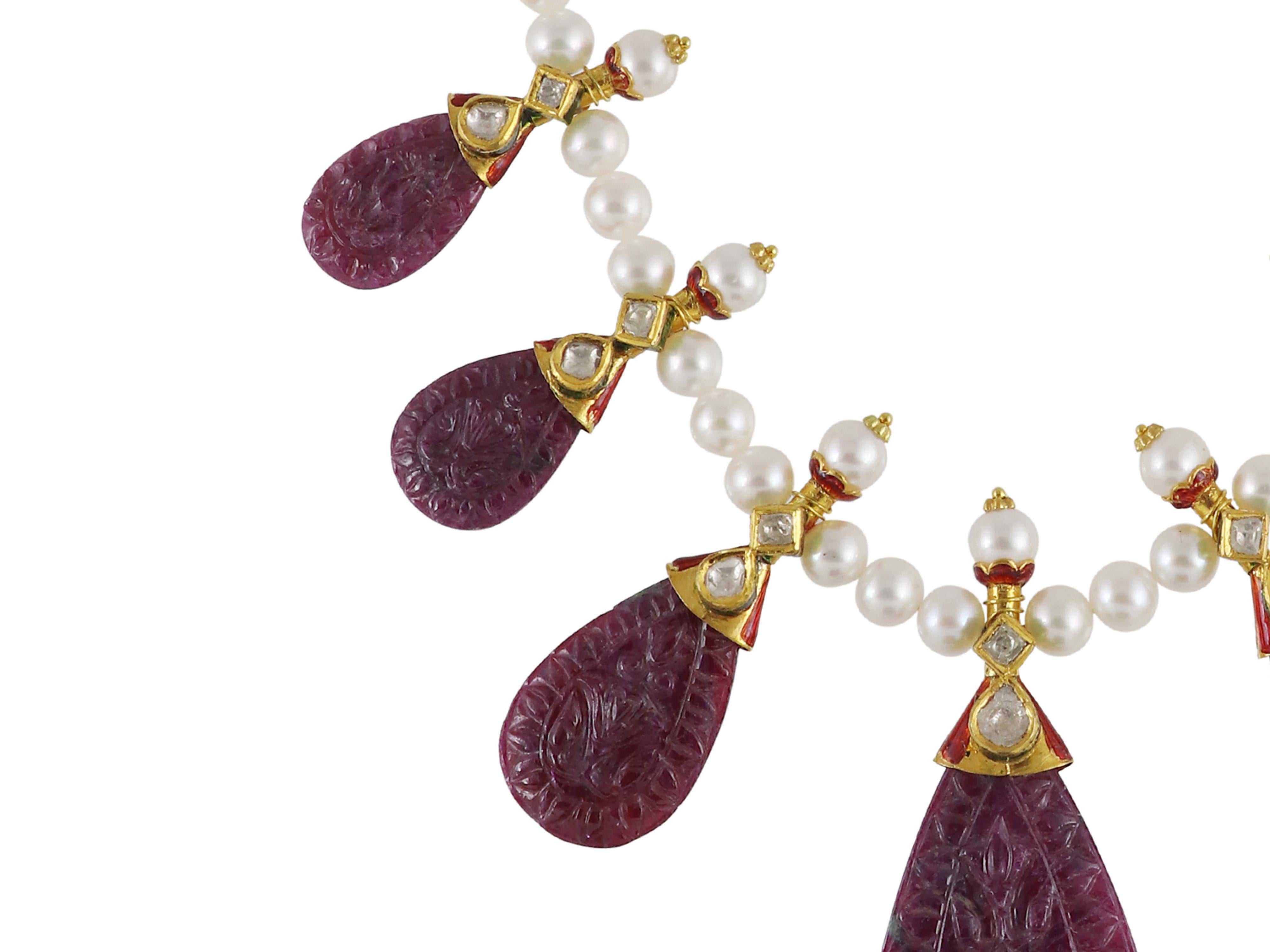 22K Gold natural ruby diamond polki small necklace  Mughal Indian necklace For Sale 1