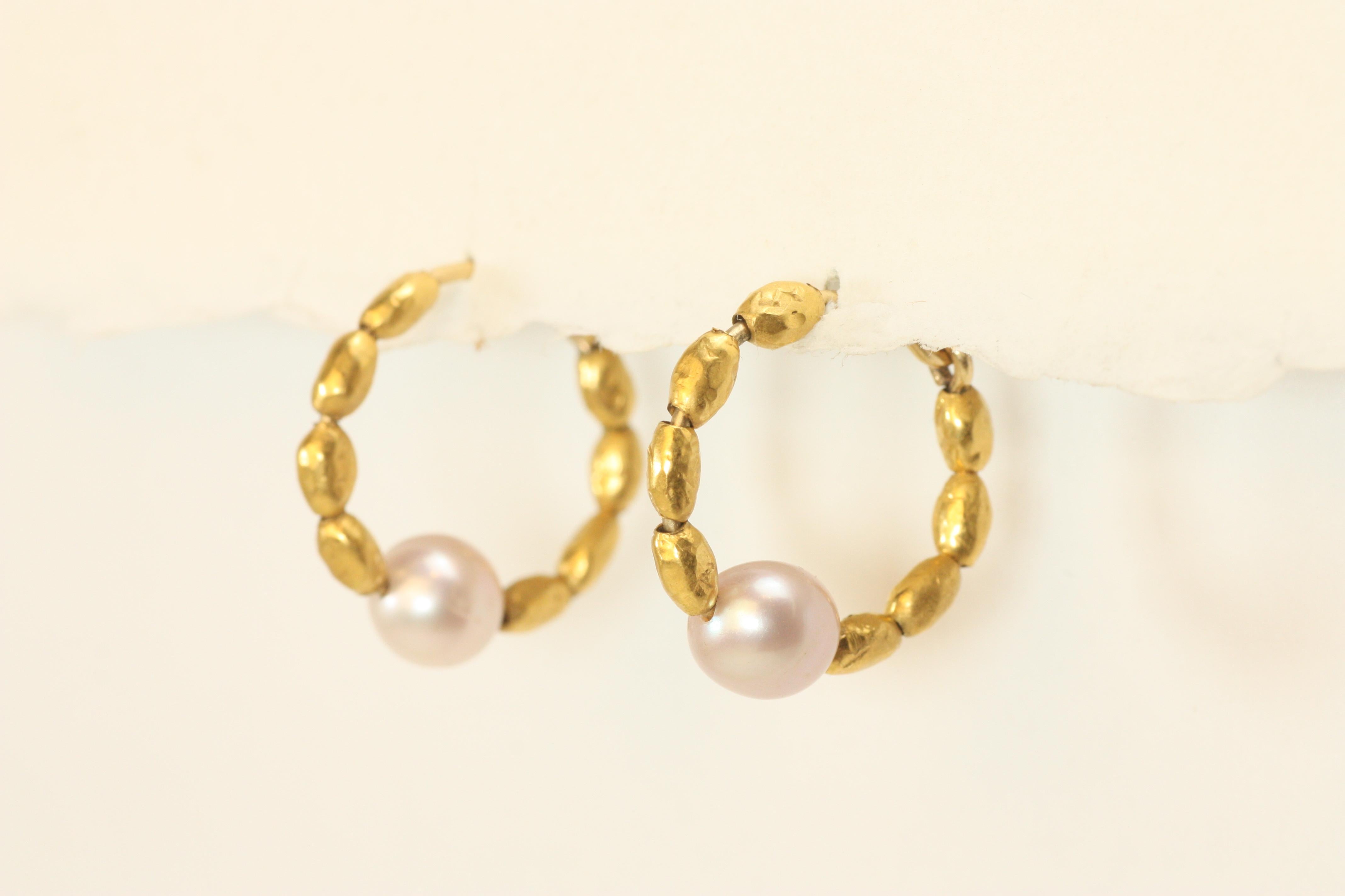 Artisan 22K Gold Nugget & Pink Cultured Pearl Hoop Earrings Handmade by Bracken Jewelers For Sale