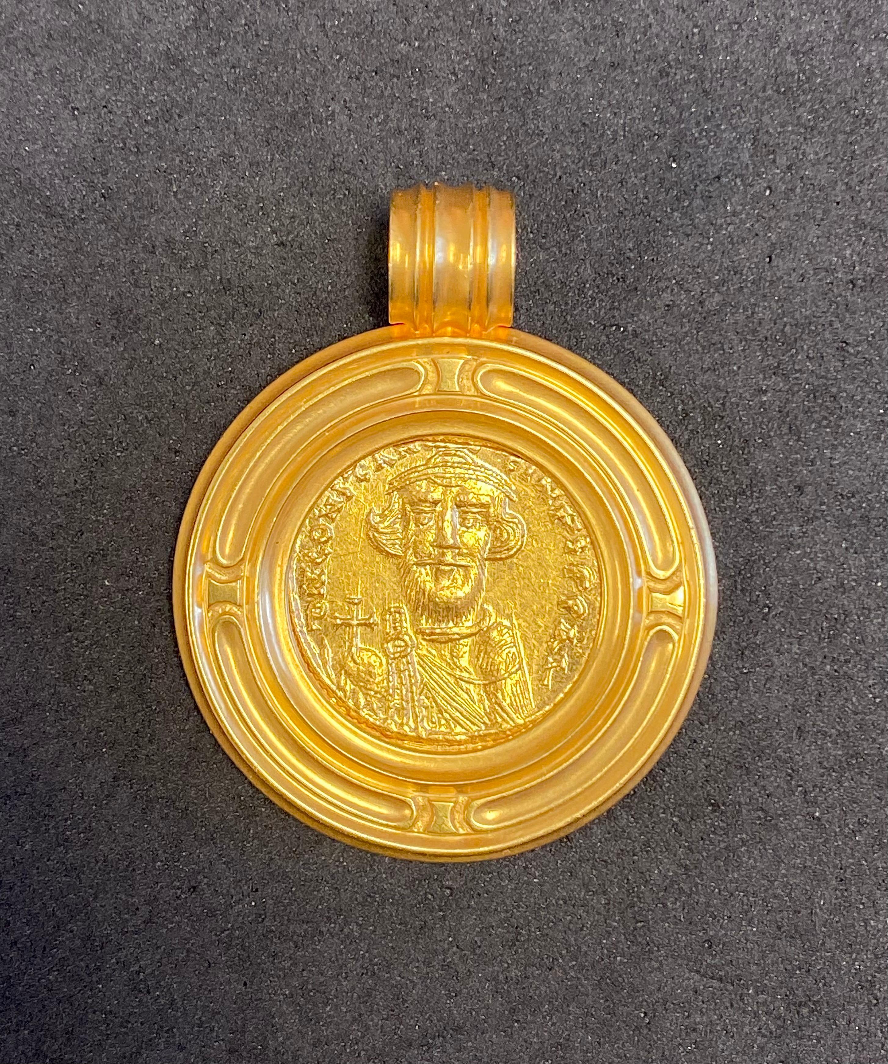 Pendentif en or 22 carats avec pièce de monnaie byzantine d'origine, pendentif ancien pièce de monnaie Constantinople II en vente 1