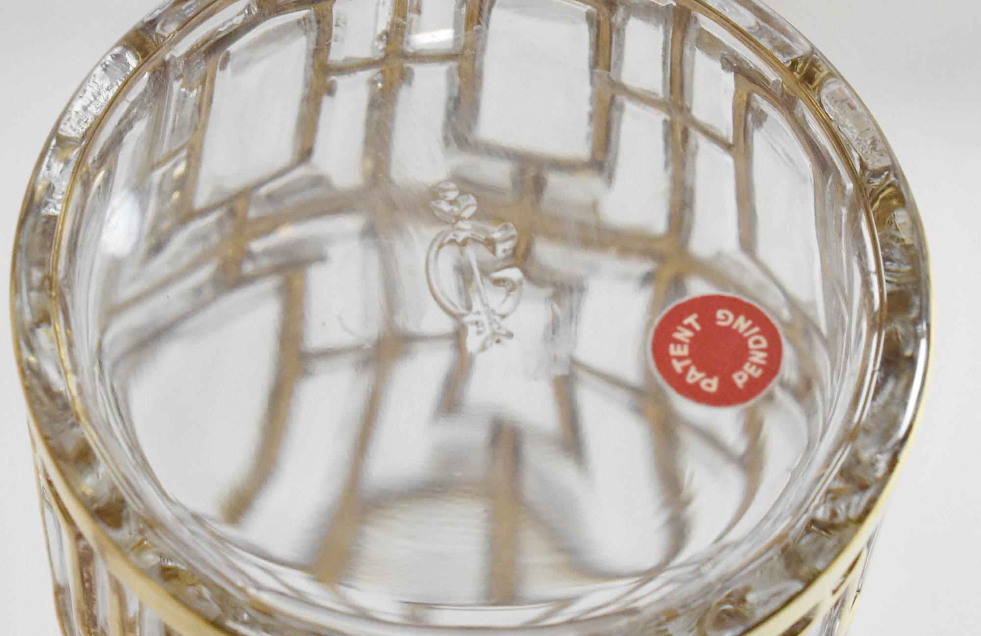 Vaso di vetro Shoji in vetro Imperial Gold con sovrapposizione di oro 22K, miscelatore per cocktail e articoli da bar In condizioni buone in vendita a Toledo, OH