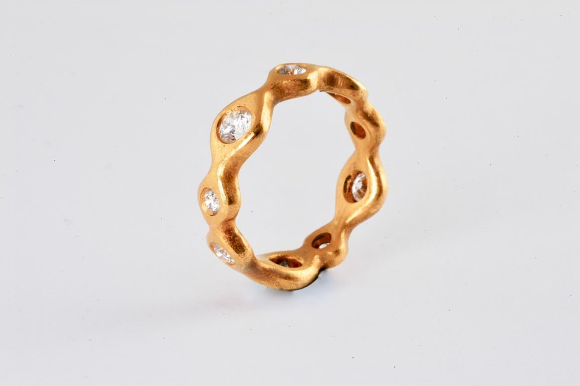 22 Karat Gold Brilliant Cut diamond Ring 1.30 Carat total weight In New Condition For Sale In  London, GB