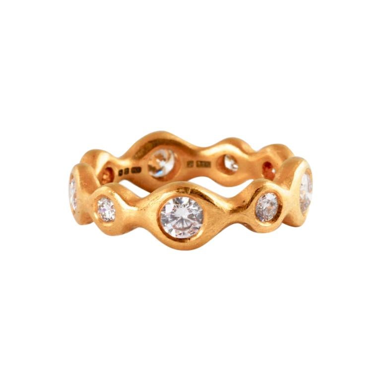 22 Karat Gold Brilliant Cut diamond Ring 1.30 Carat total weight For Sale