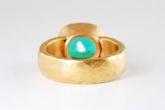 22 Karat Gold Ring with Cushion Shaped Colombian Emerald 4.17 Carat
