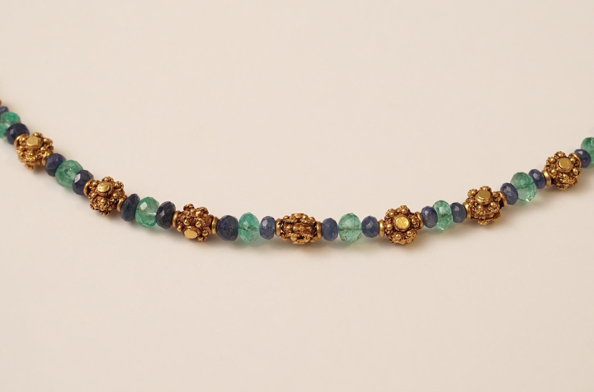 22 Karat Gold Sapphire and Emerald Necklace by Deborah Lockhart Phillips In Good Condition For Sale In Nantucket, MA