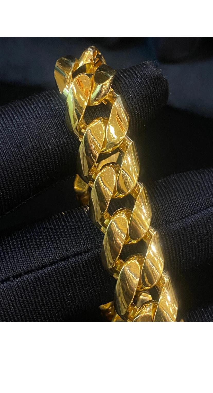 22K Gold  Unisex Dubai Cuban Link Chain Bracelet For Sale 8