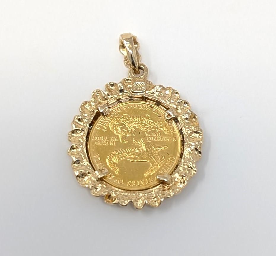 Pendentif en or 22k pièce de 5 dollars US Lady Liberty dans un cadre en or 14k avec diamant Unisexe en vente