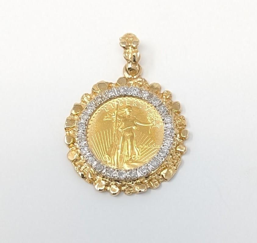 Pendentif en or 22k pièce de 5 dollars US Lady Liberty dans un cadre en or 14k avec diamant en vente 1