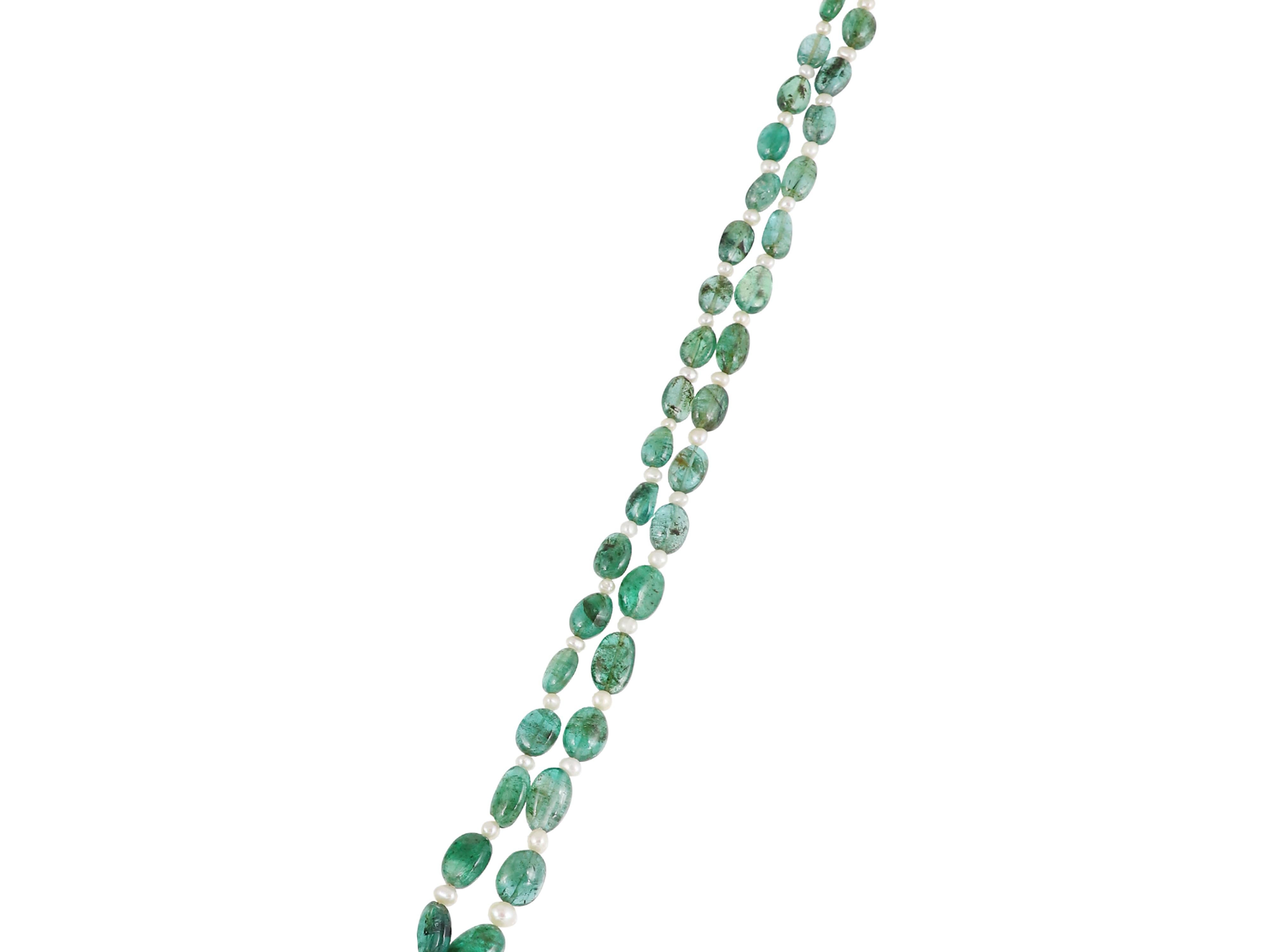Ciondolo Mughal 22K con smeraldo e rubino e diamanti Polki per matrimoni In condizioni Nuovo in vendita a Bangkok,, TH