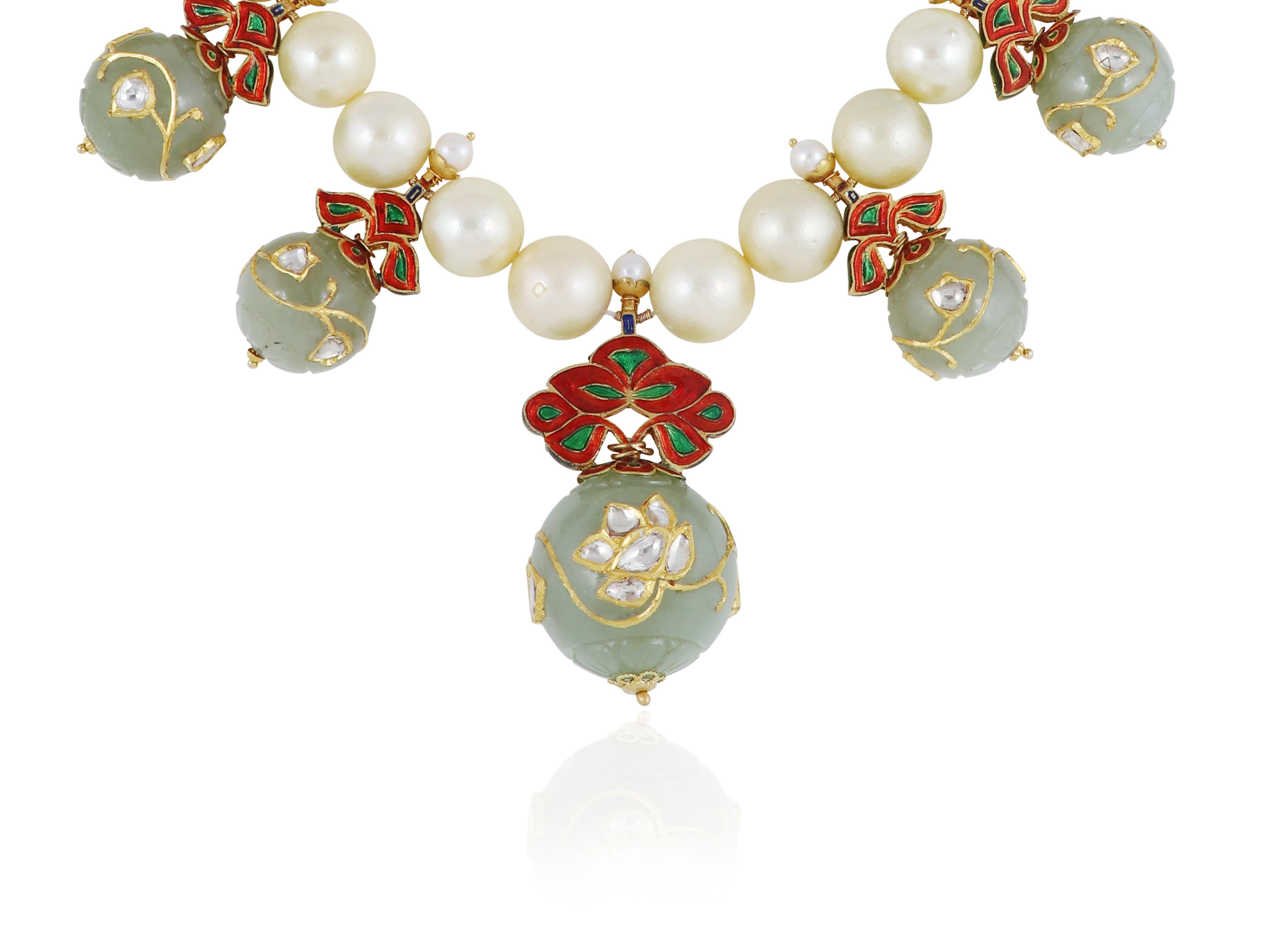 22K Mughal Maharaja Jade ball necklace with diamond polki and south sea pearl For Sale 2