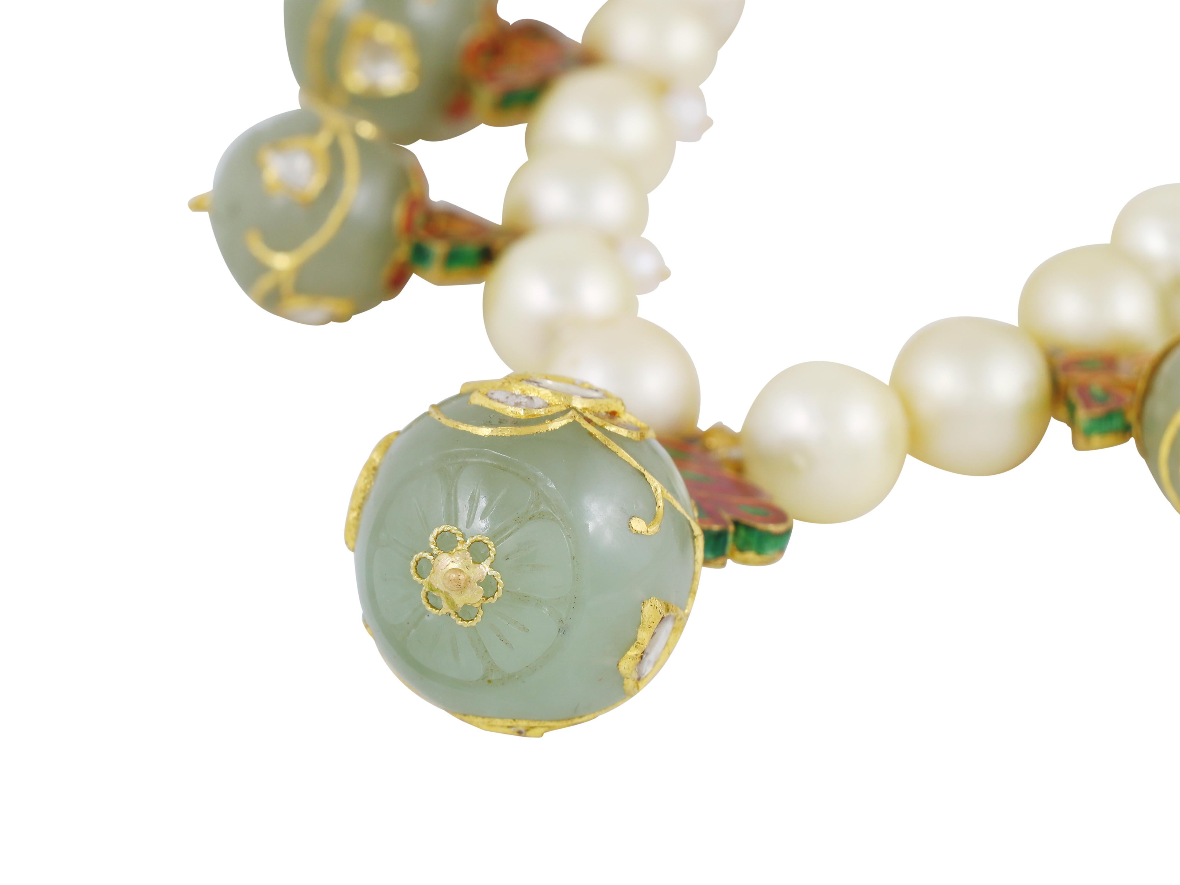 22K Mughal Maharaja Jade ball necklace with diamond polki and south sea pearl For Sale 3