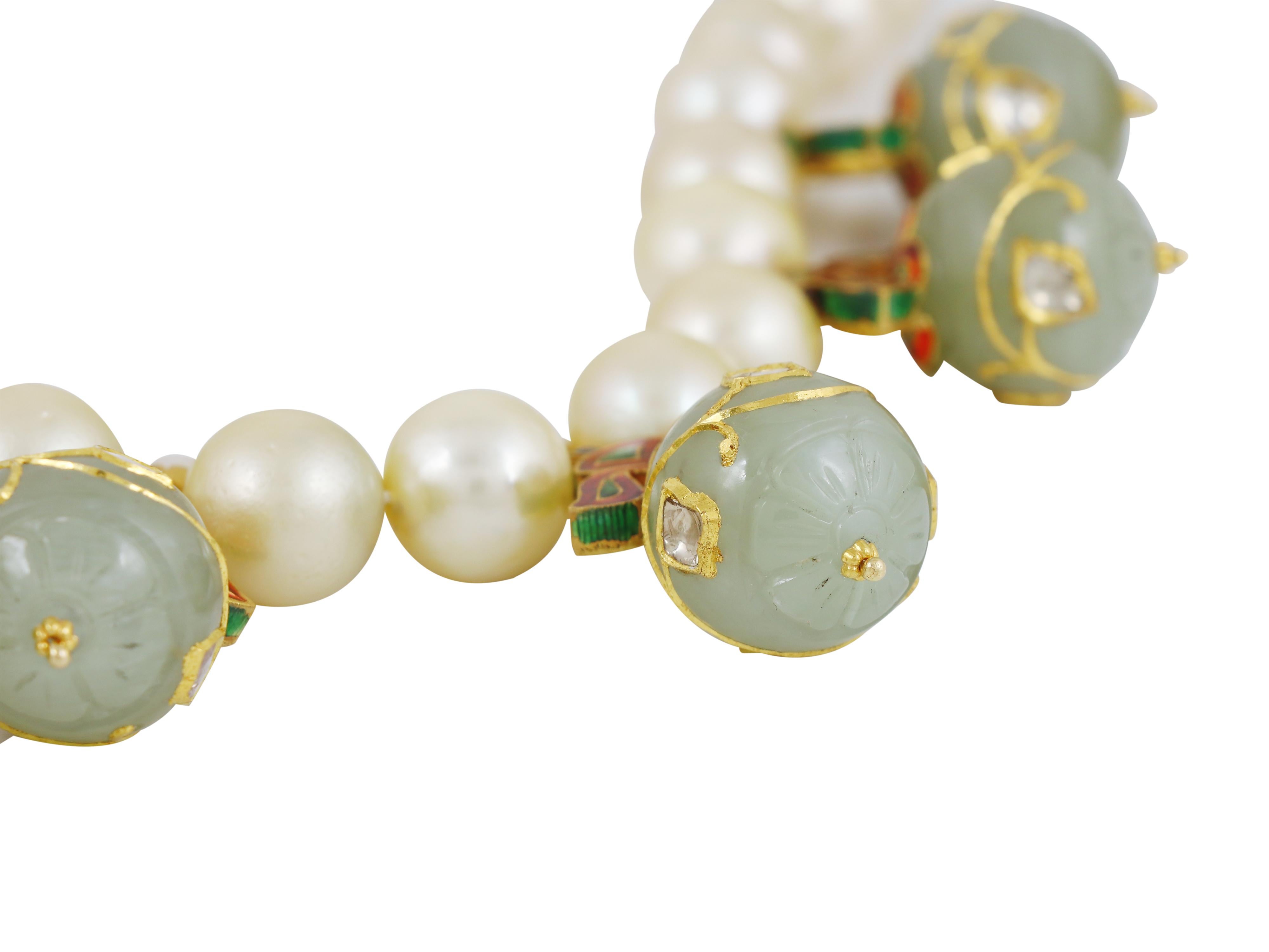22K Mughal Maharaja Jade ball necklace with diamond polki and south sea pearl For Sale 4