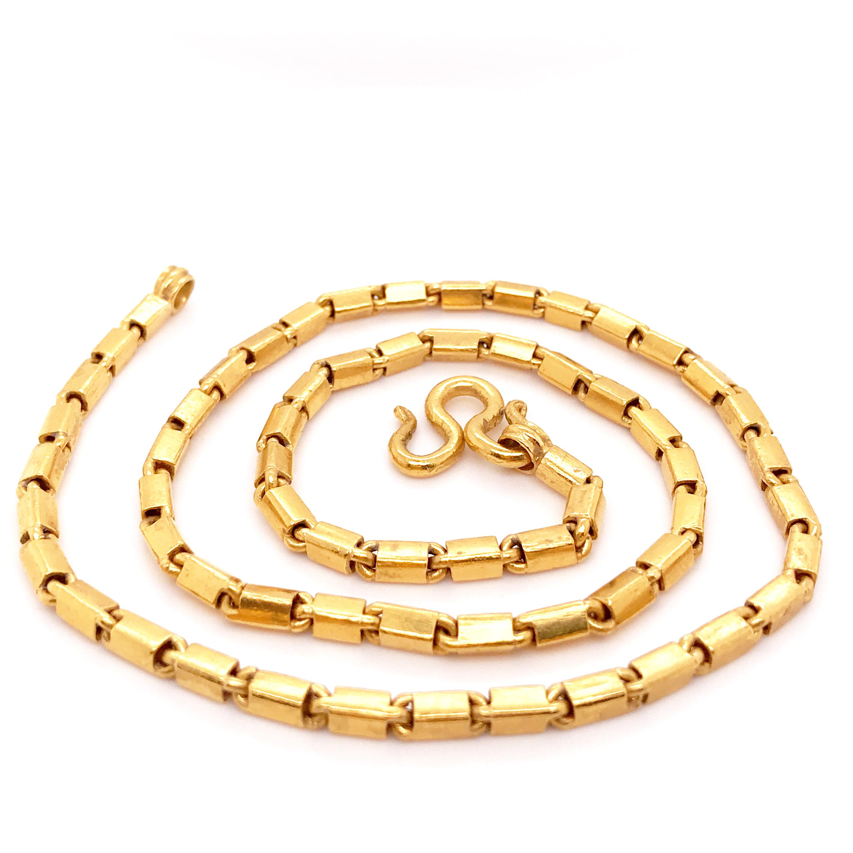 This 22kt Baht Chain is the heavies that I have ever seen!  With over 46 grams of 22kt gold this is a very good investment to have gold at your fingertips.  At 19 inches it would fit almost any man and most women.  When you hold it you can feel the