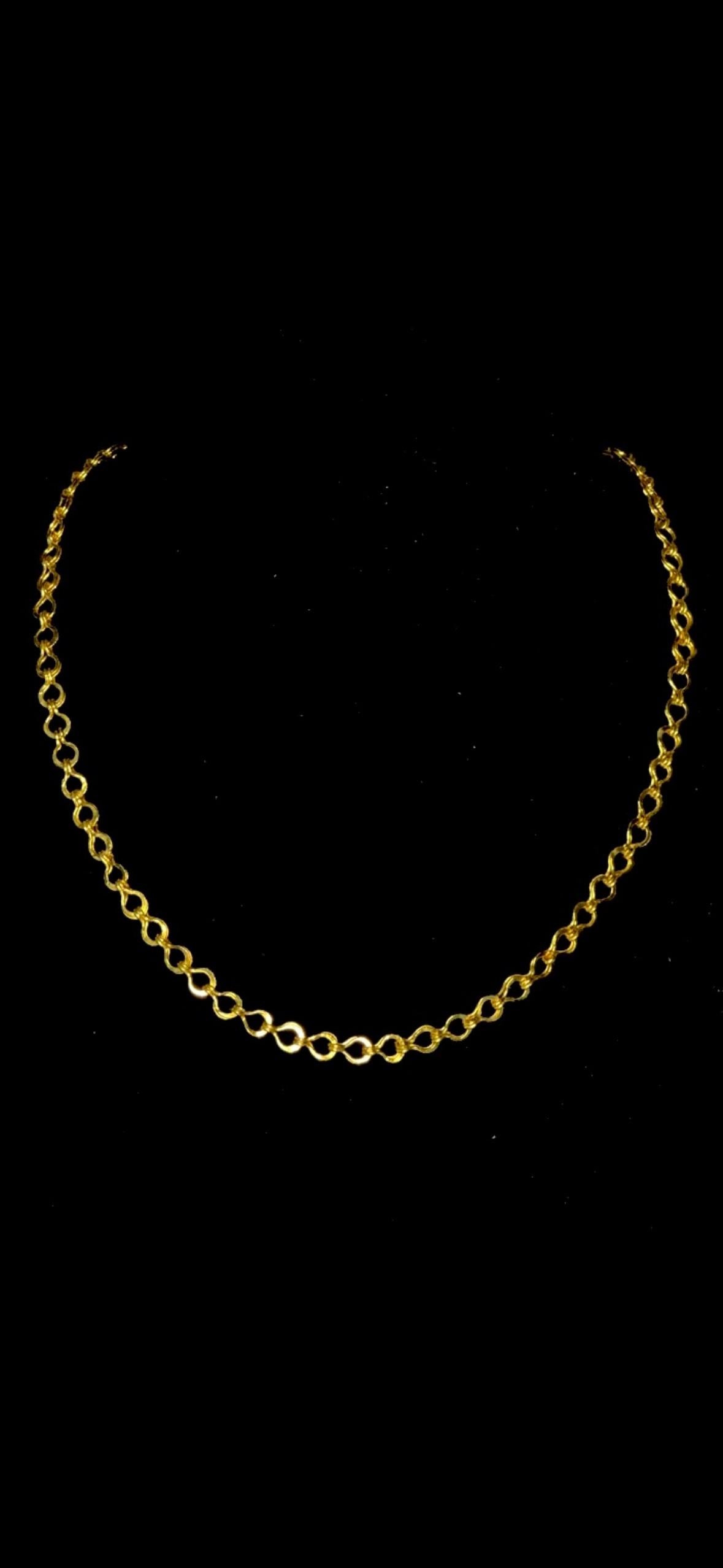 22k Gold Mai's Roman Necklace In New Condition For Sale In Plano, TX