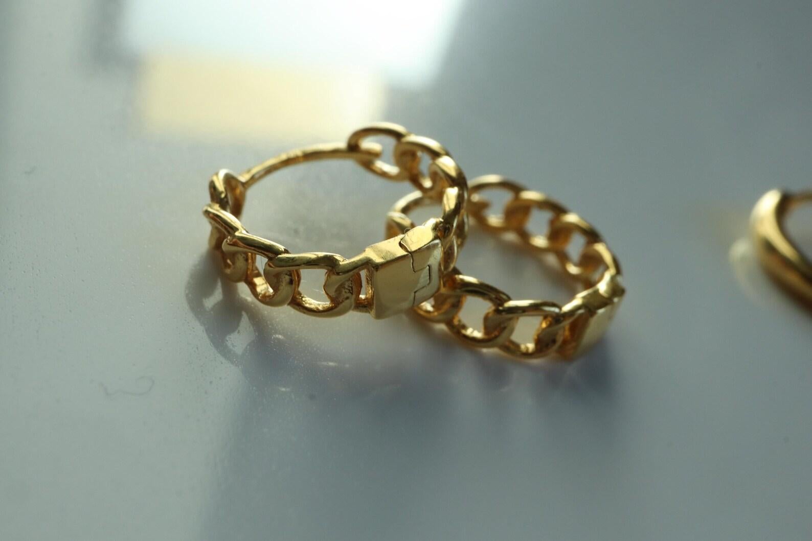 22k Solid Gold Hoop Earrings - 916 Pure Gold (Size 10 mm) In New Condition For Sale In Singapore, SG