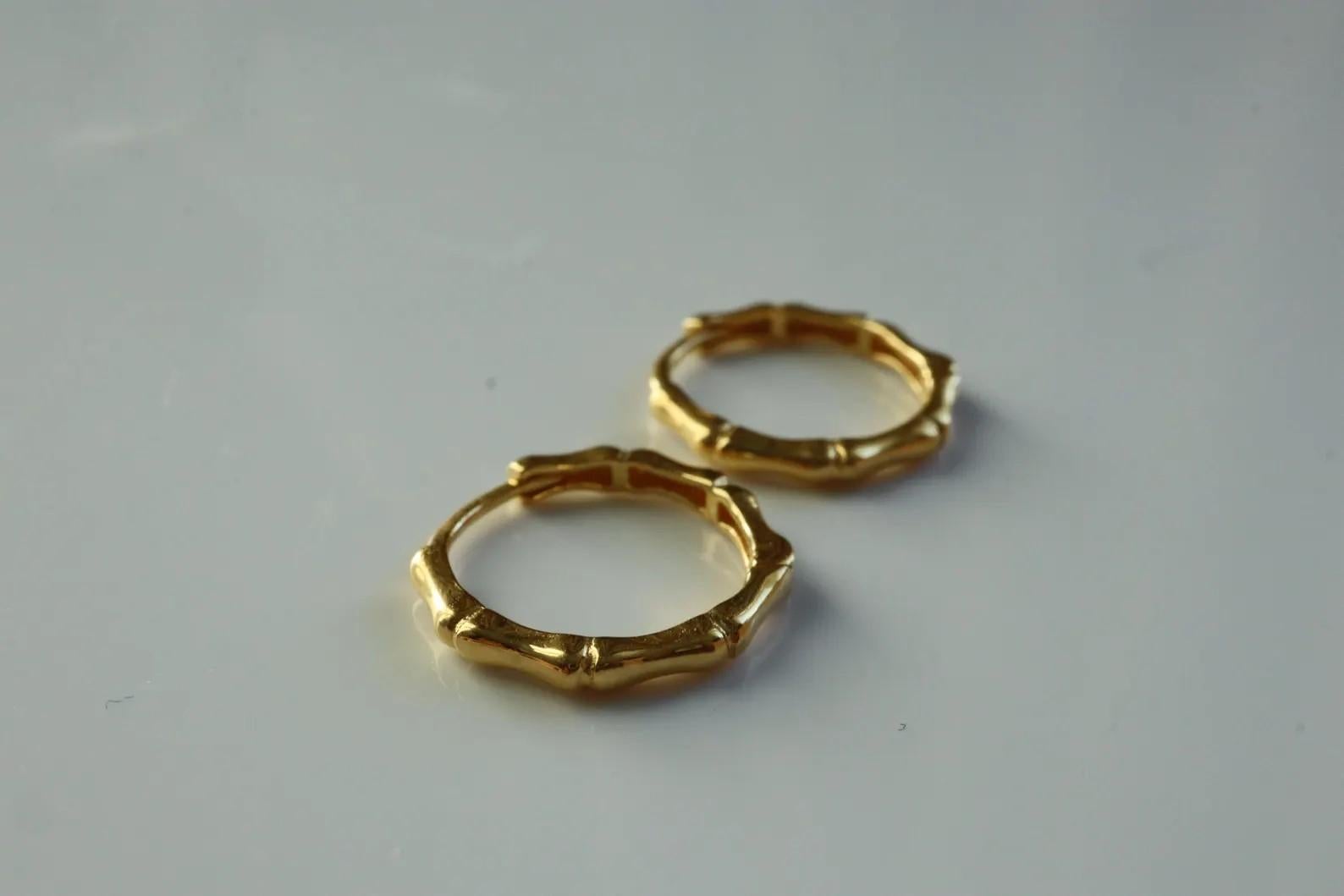 Women's 22k Solid Gold Hoop Earrings - 916 Pure Gold (Size 10 mm) For Sale