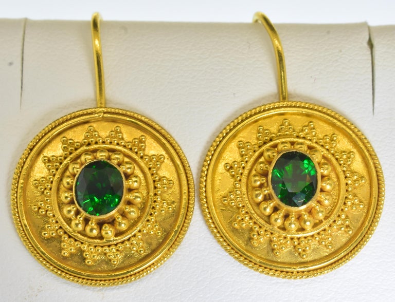 Contemporary 22K Yellow Gold and Tourmaline Earrings For Sale