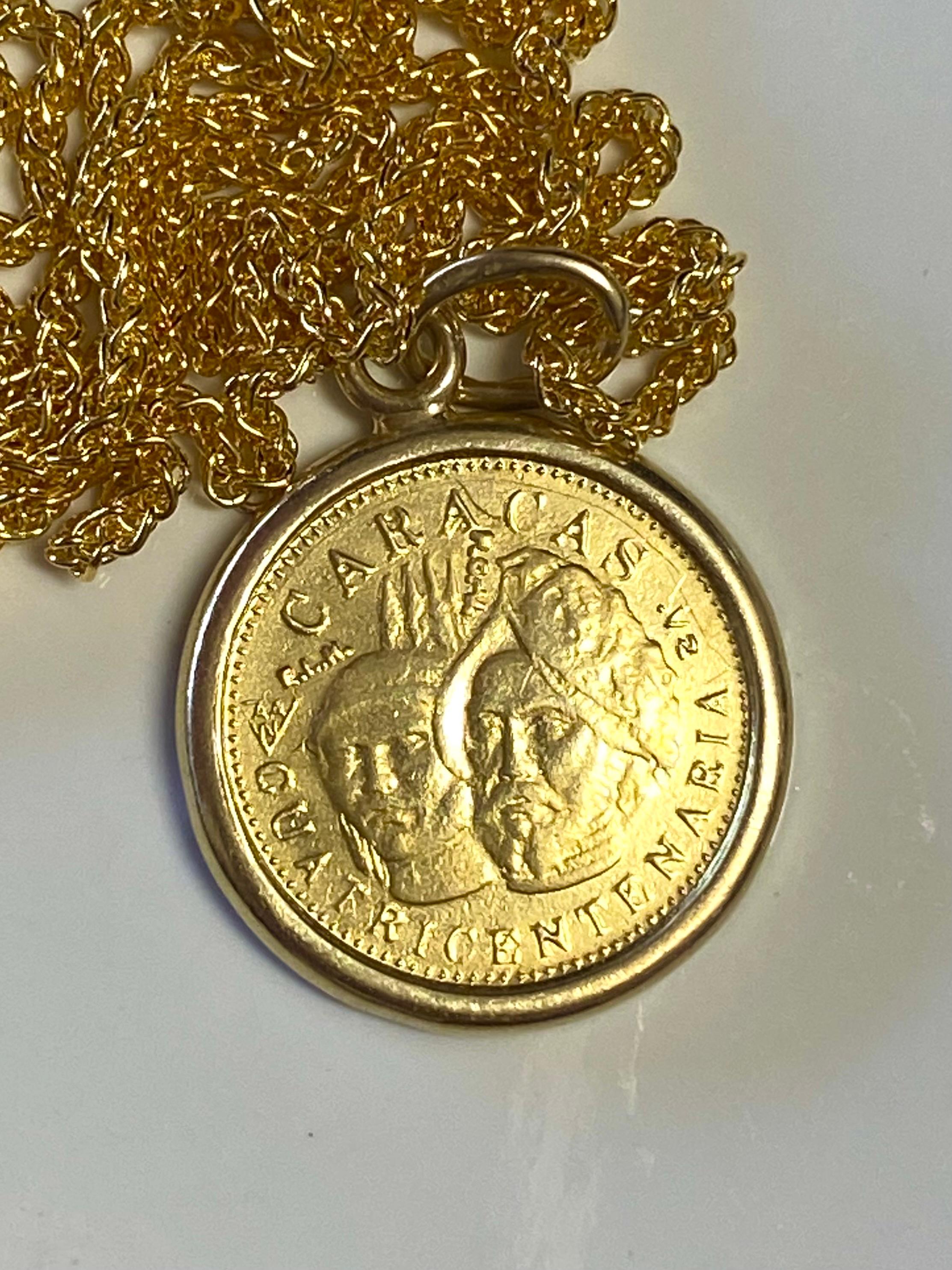 22K Yellow Gold Antique 1567 AD Venezuelan Coin Pendant Necklace In Good Condition For Sale In Miami, FL