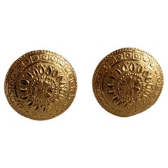 22K Yellow Gold Antique Indian Dome Stud Earrings