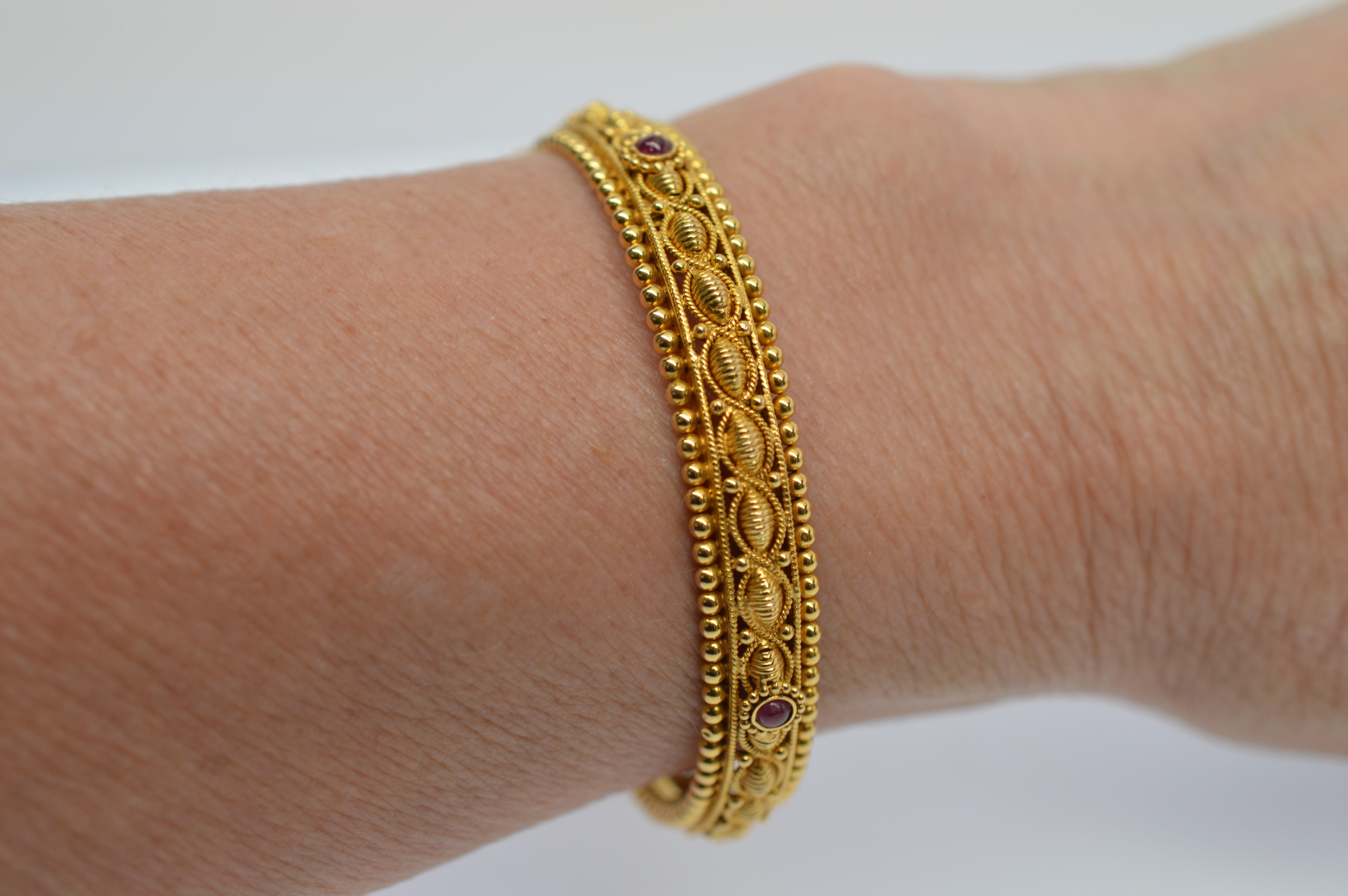 Artisan Ruby Cabochon 18 Karat Yellow Gold Filigree Bangle Bracelet 
