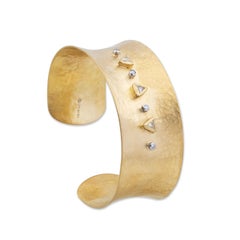 22 Karat Yellow Gold Open Cuff Bracelet With Yellow Triangle Diamonds