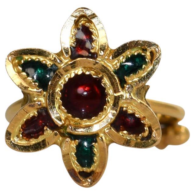 22K Yellow Gold Red and Green Enamel Ring, 3.9gr For Sale
