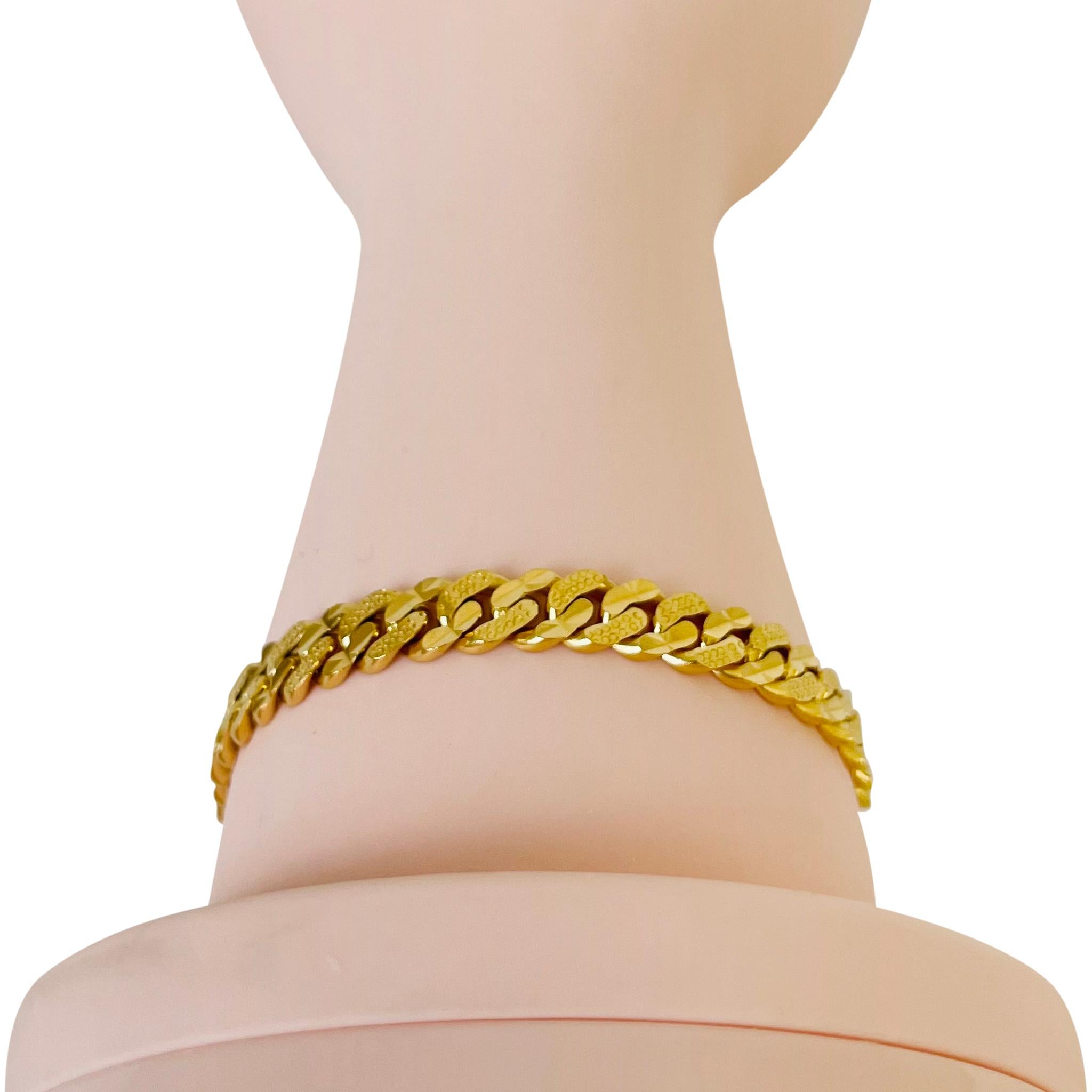 22 Karat Yellow Gold Solid Diamond Cut Fancy Curb Link Bracelet 3