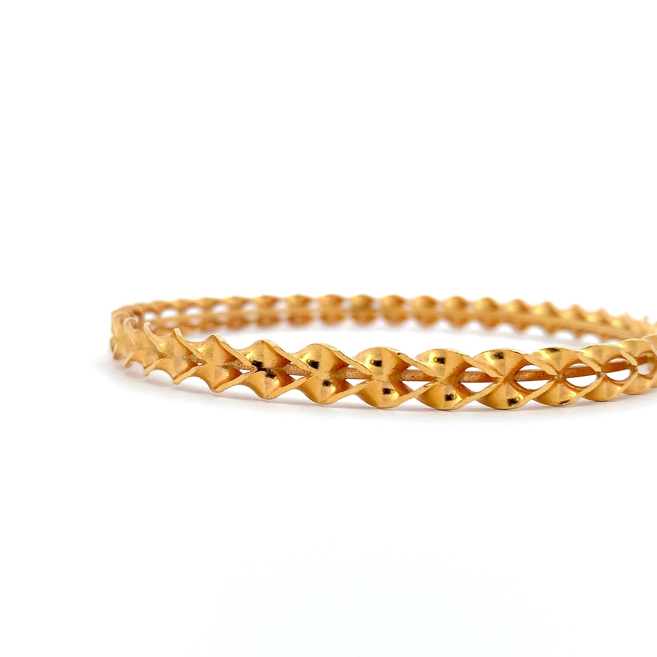 22k yellow gold twisted double matching bangle bracelet For Sale 1